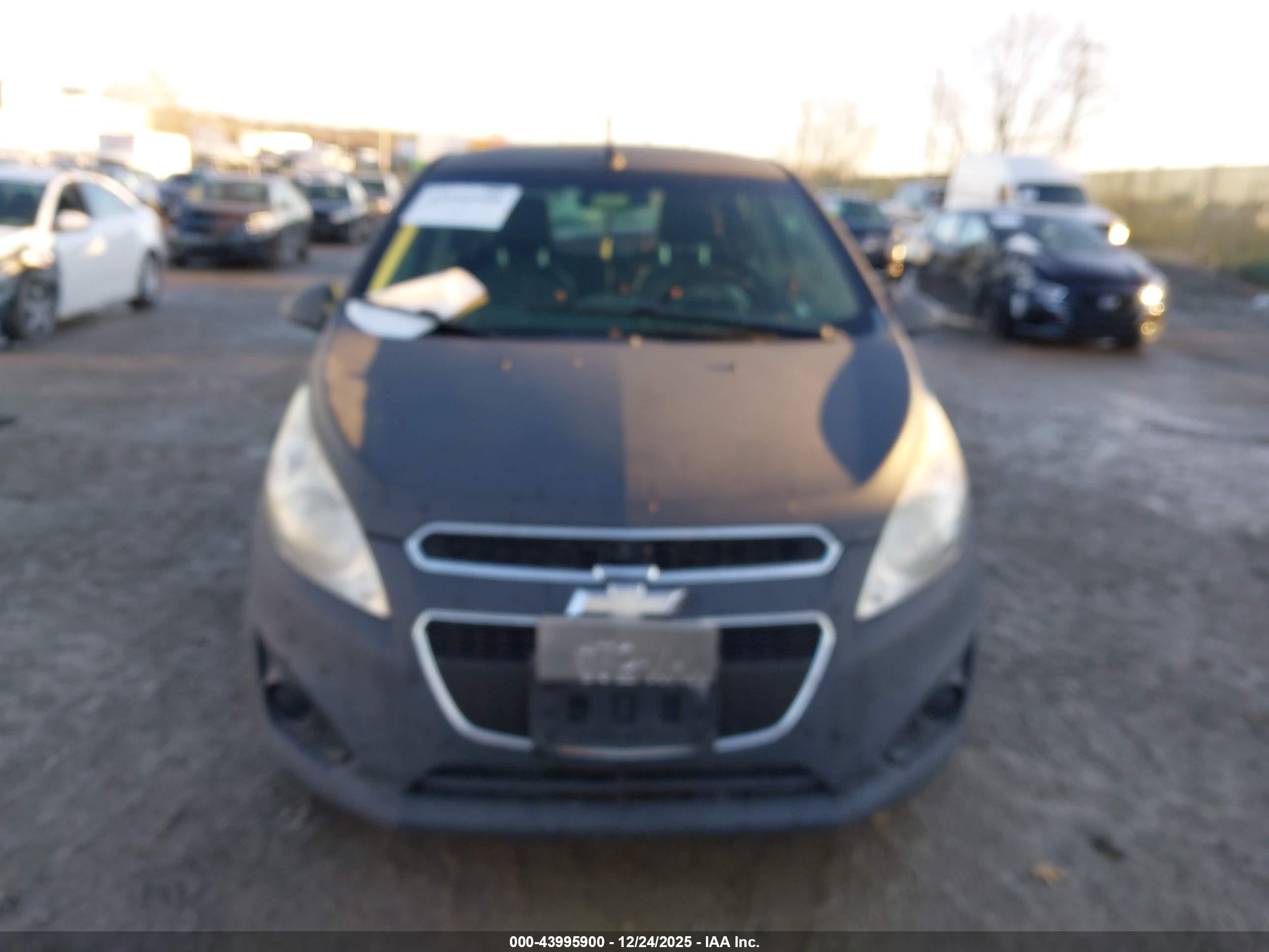 CHEVROLET SPARK image 6