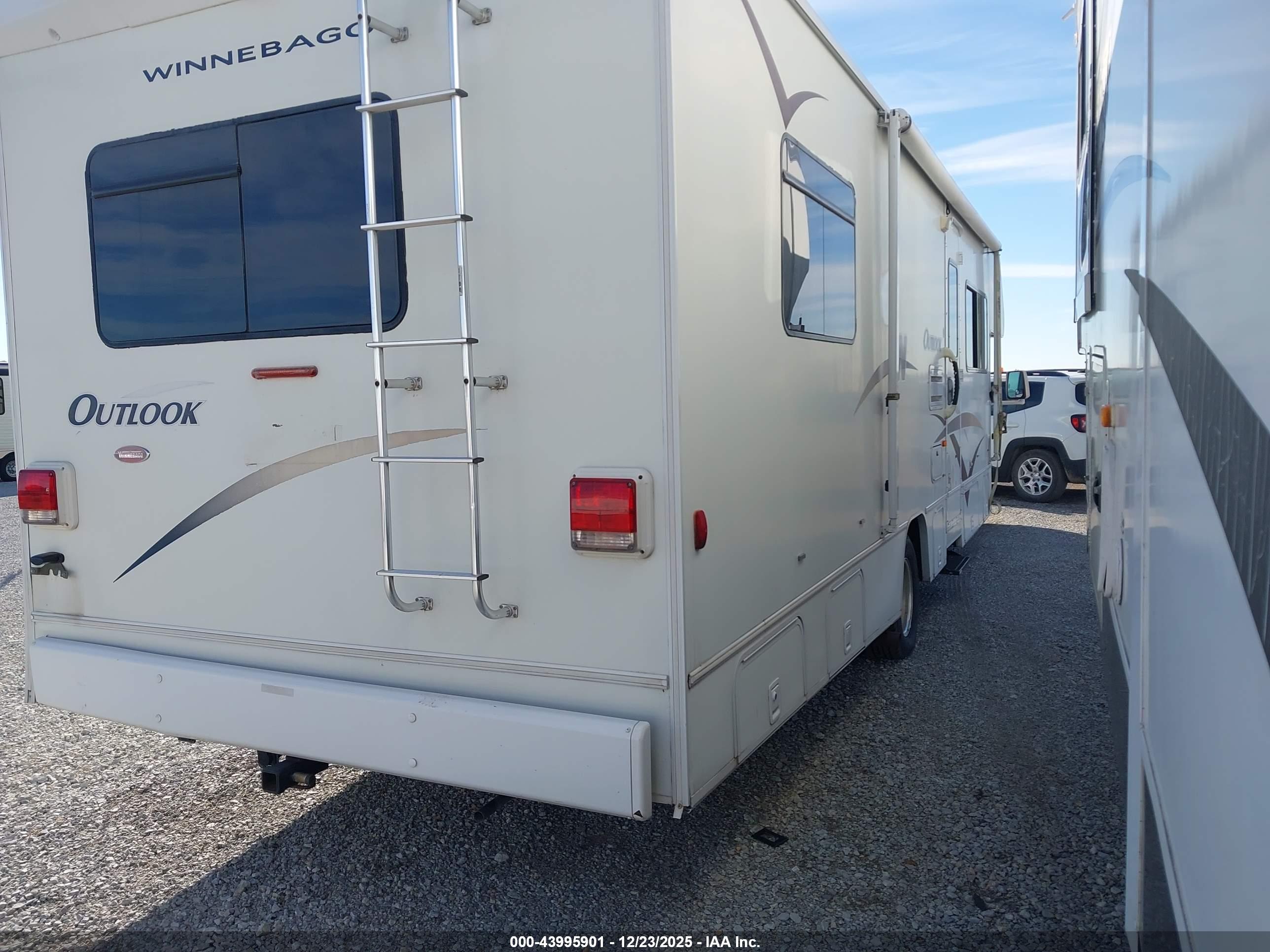 WINNEBAGO E-450 image 4