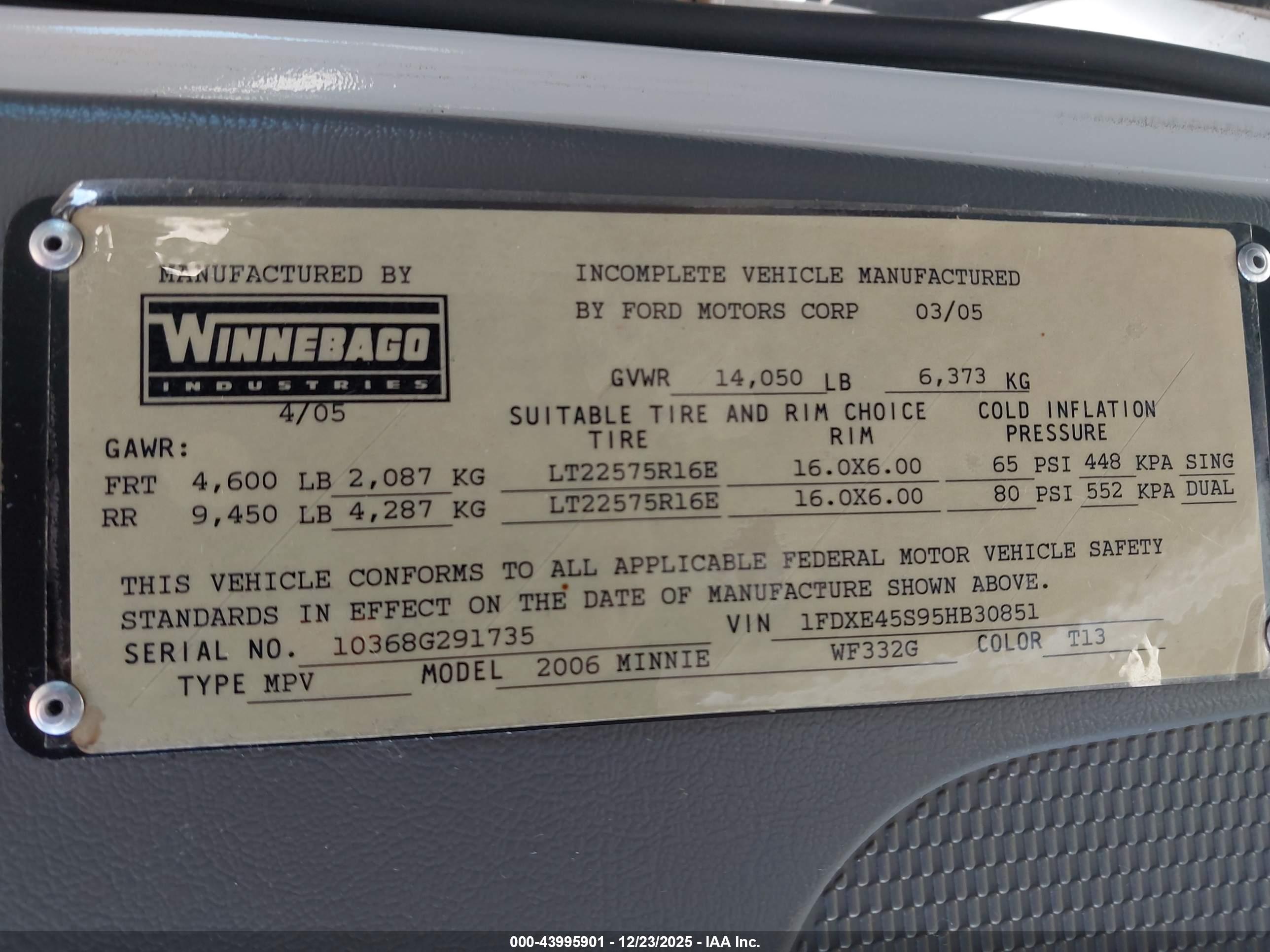 WINNEBAGO E-450 image 9
