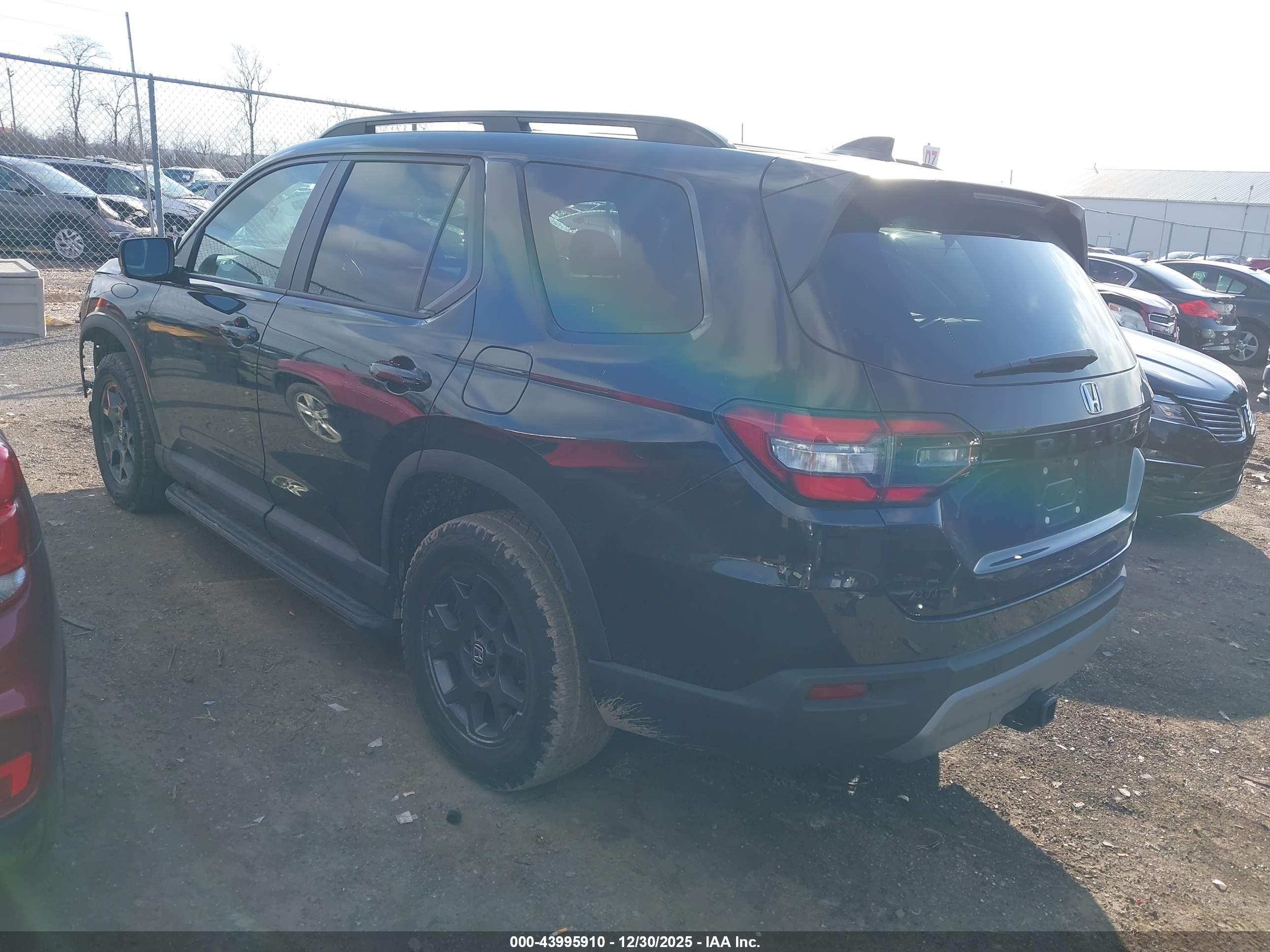 HONDA PILOT image 3