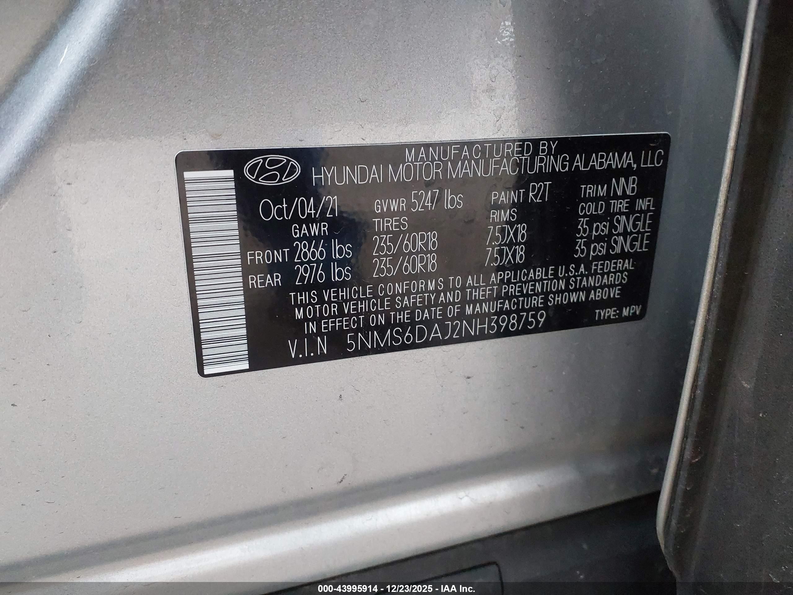 HYUNDAI SANTA image 9