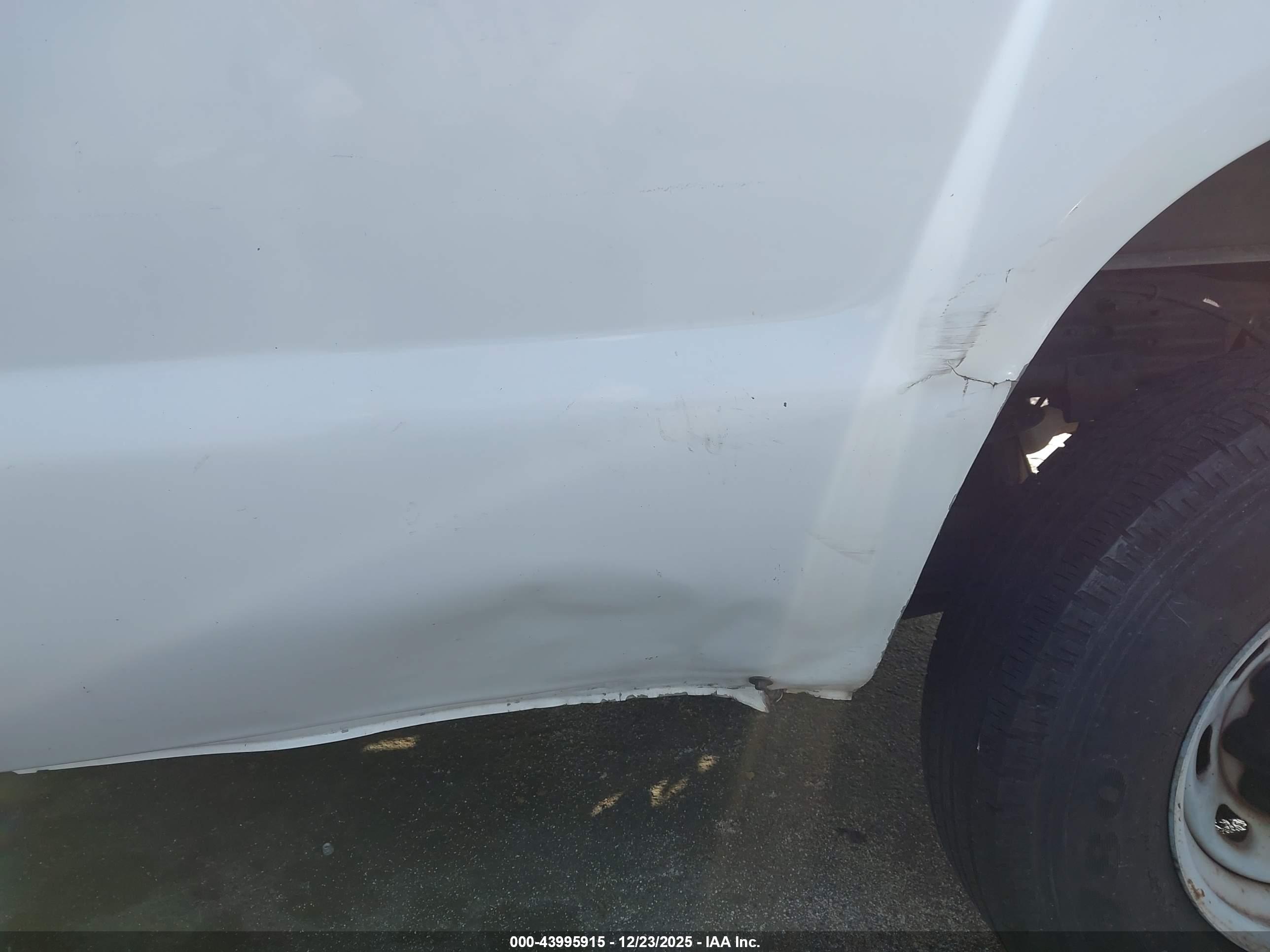 FORD F-250 image 6