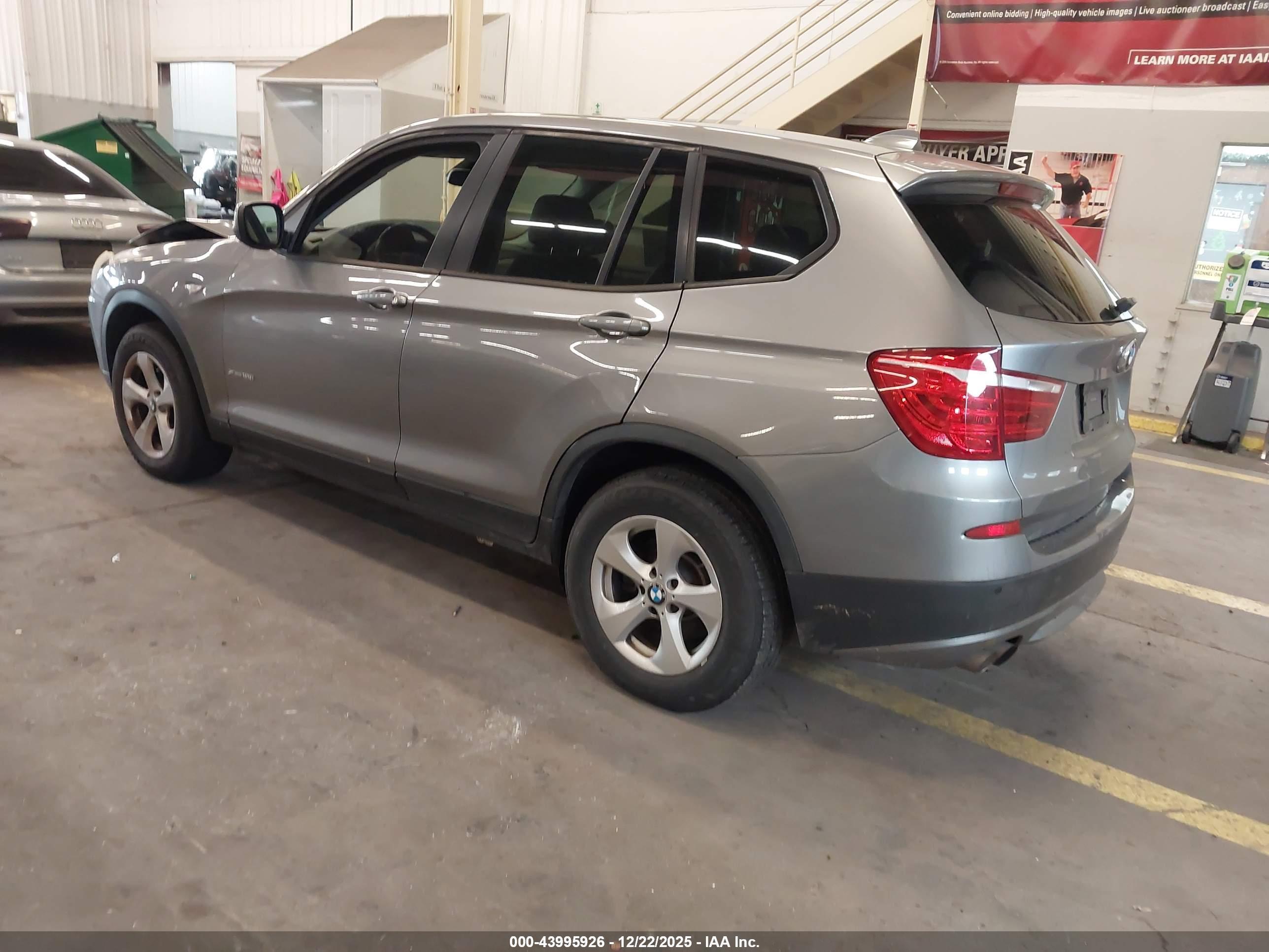 BMW X3 image 3