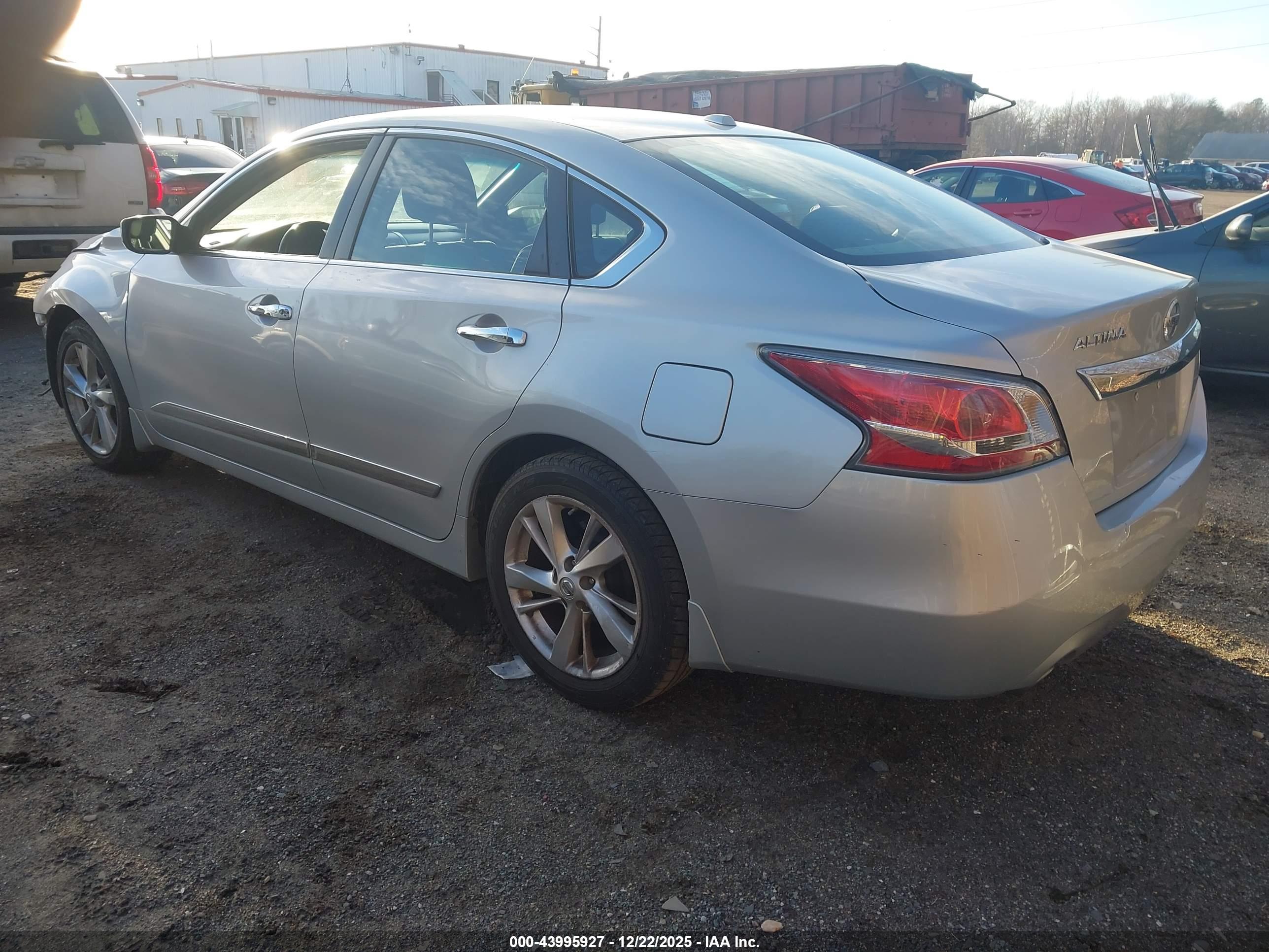 NISSAN ALTIMA image 3