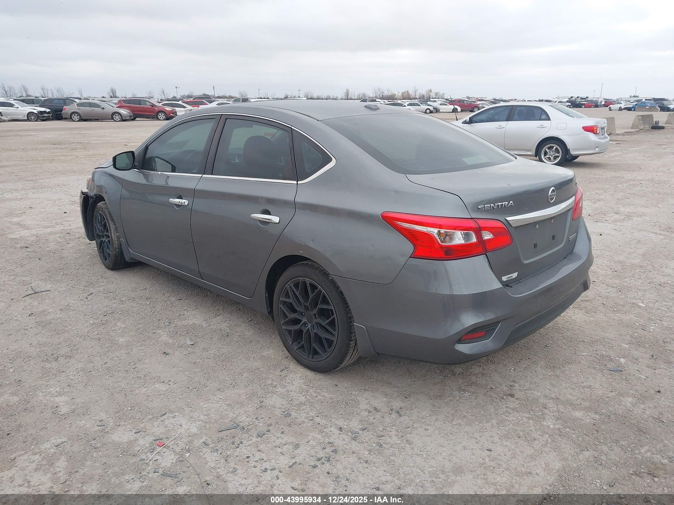 NISSAN SENTRA image 3