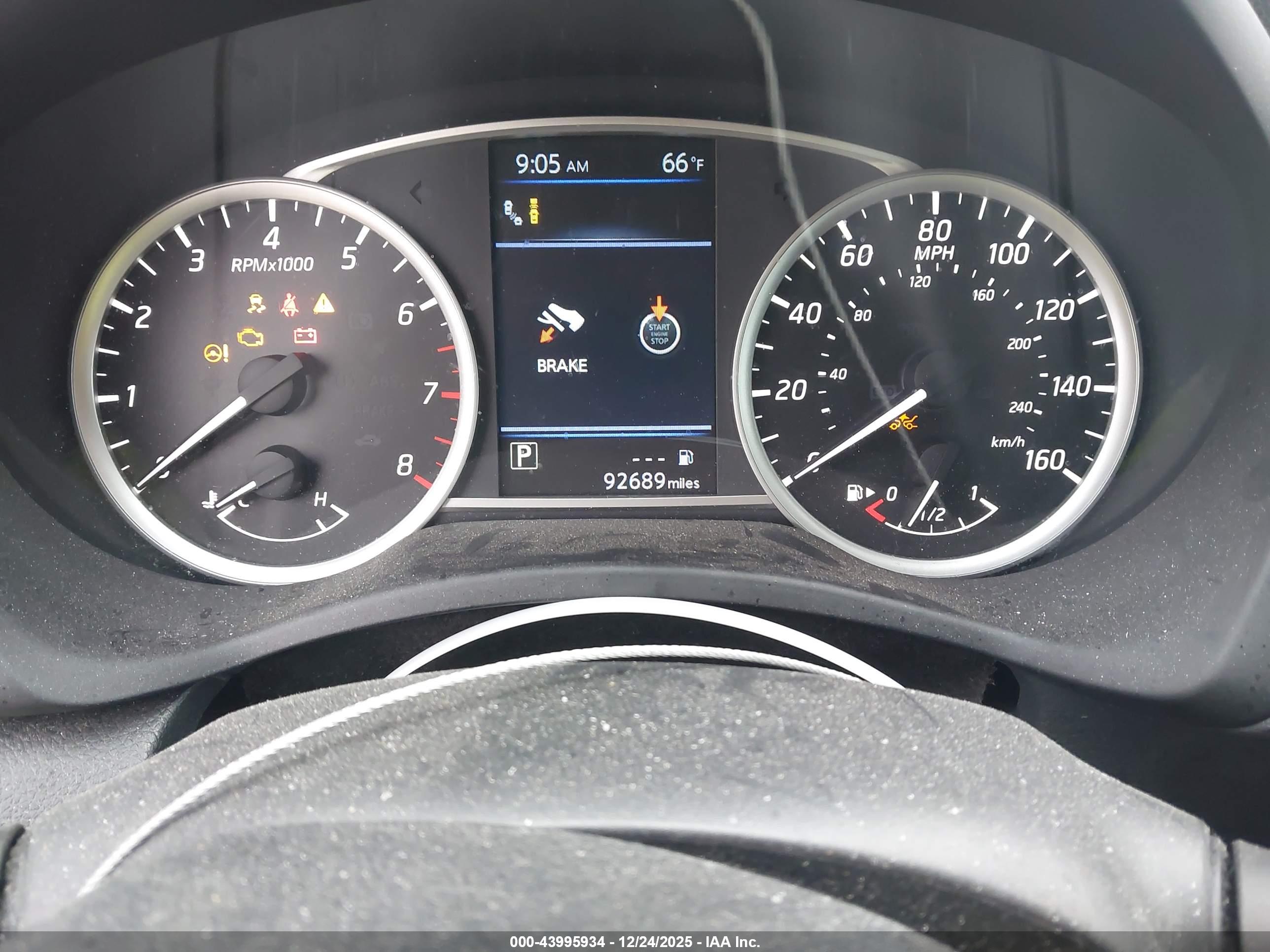 NISSAN SENTRA image 7