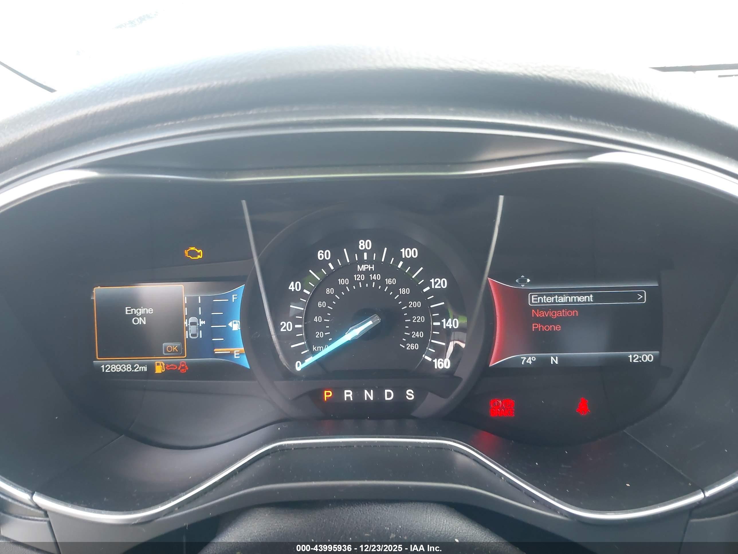 FORD FUSION image 7