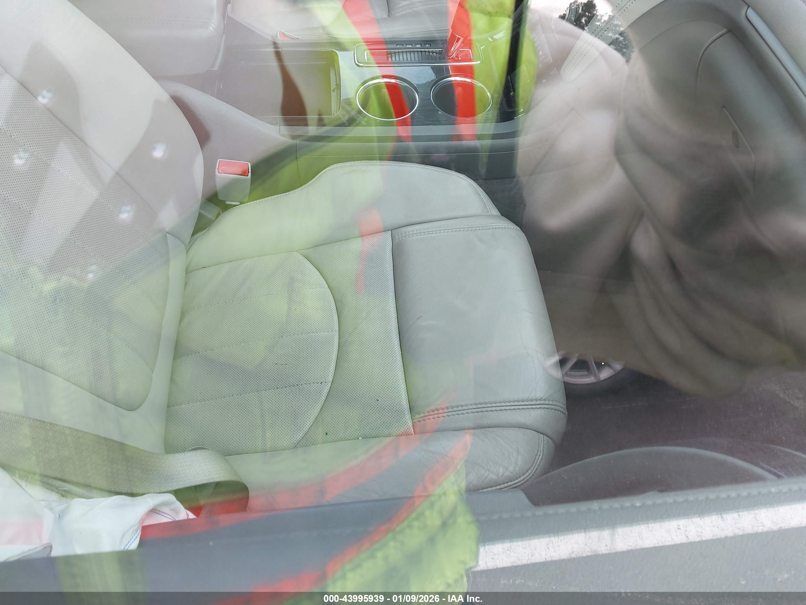 CHEVROLET TRAVERSE image 5