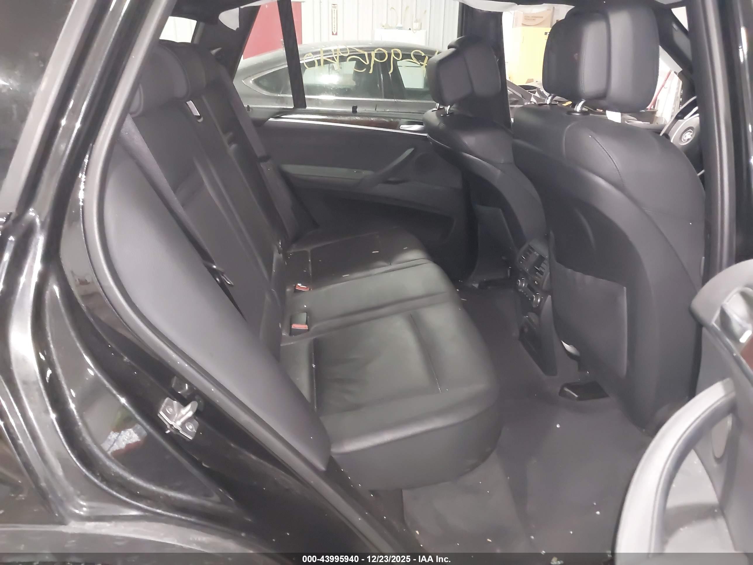 BMW X5 image 8