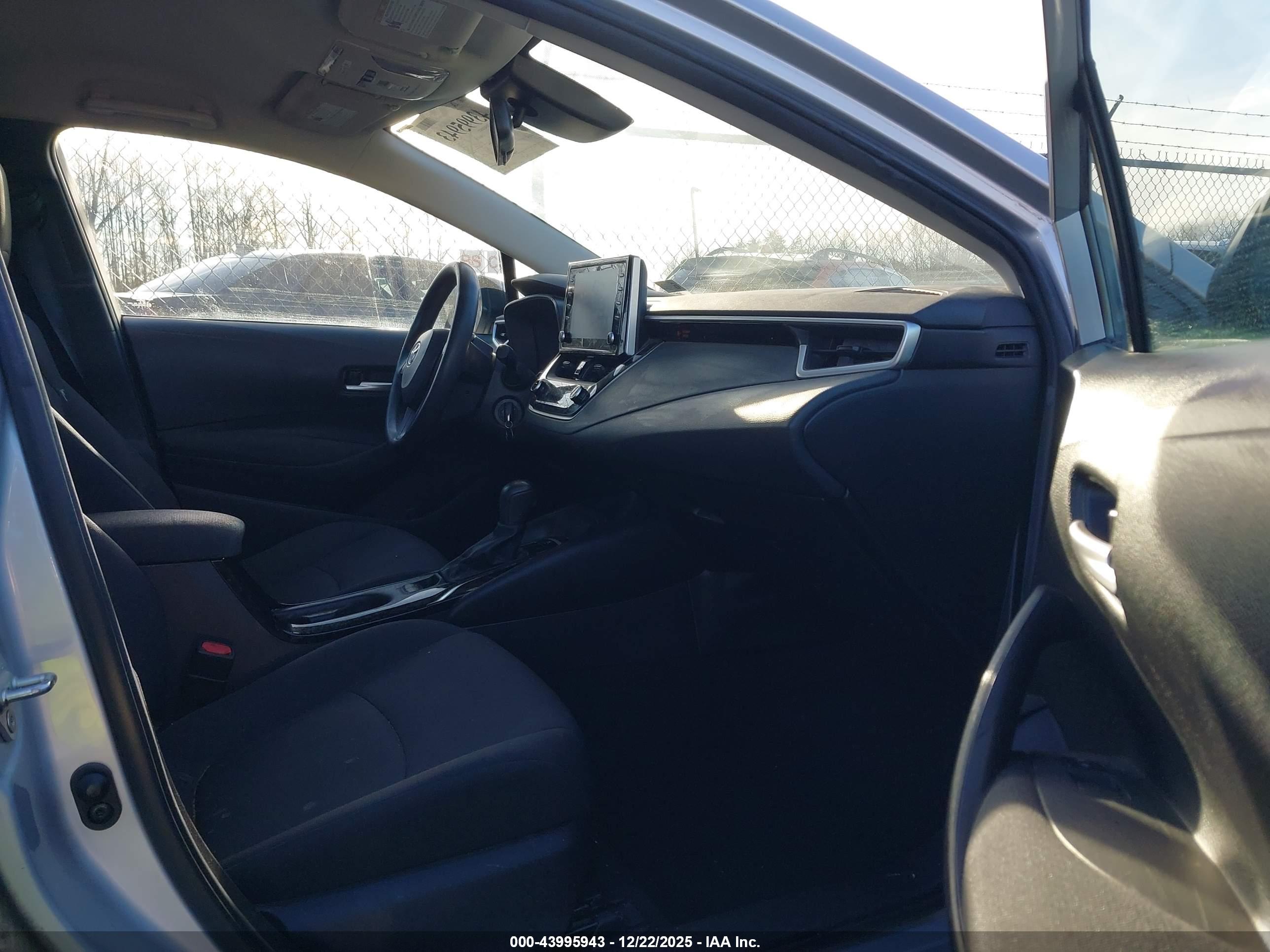 TOYOTA COROLLA image 5