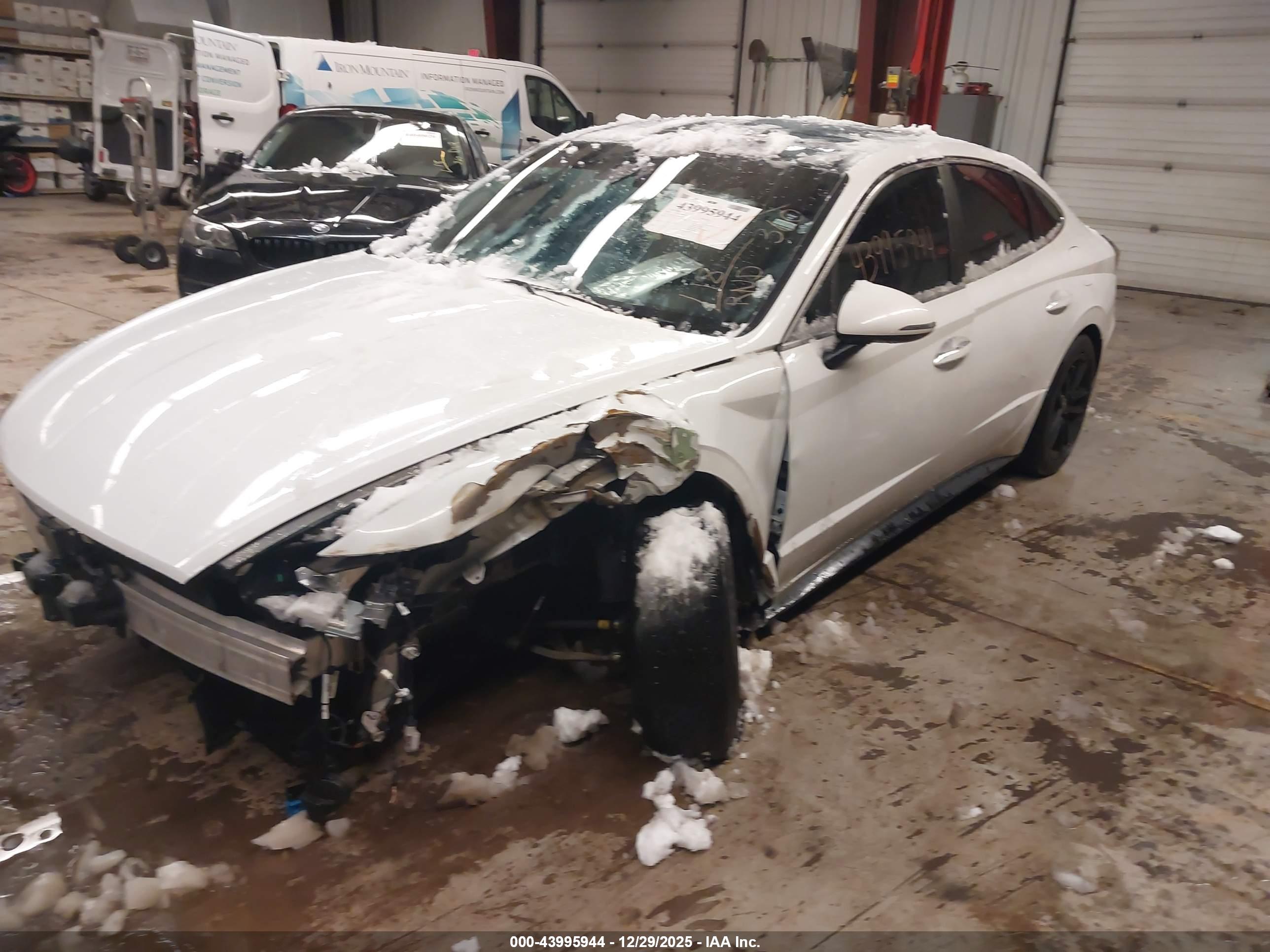 HYUNDAI SONATA image 2