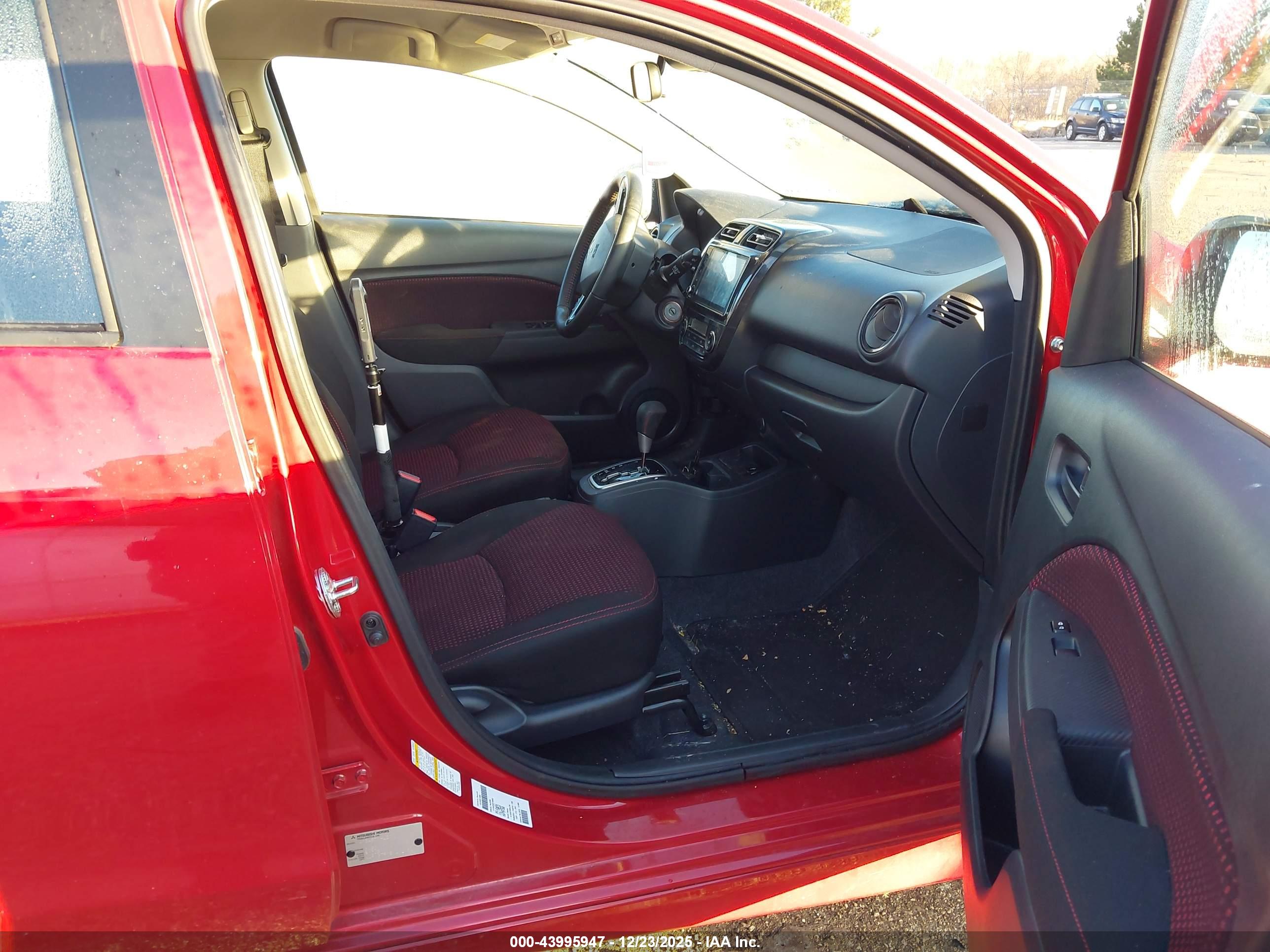 MITSUBISHI MIRAGE image 5