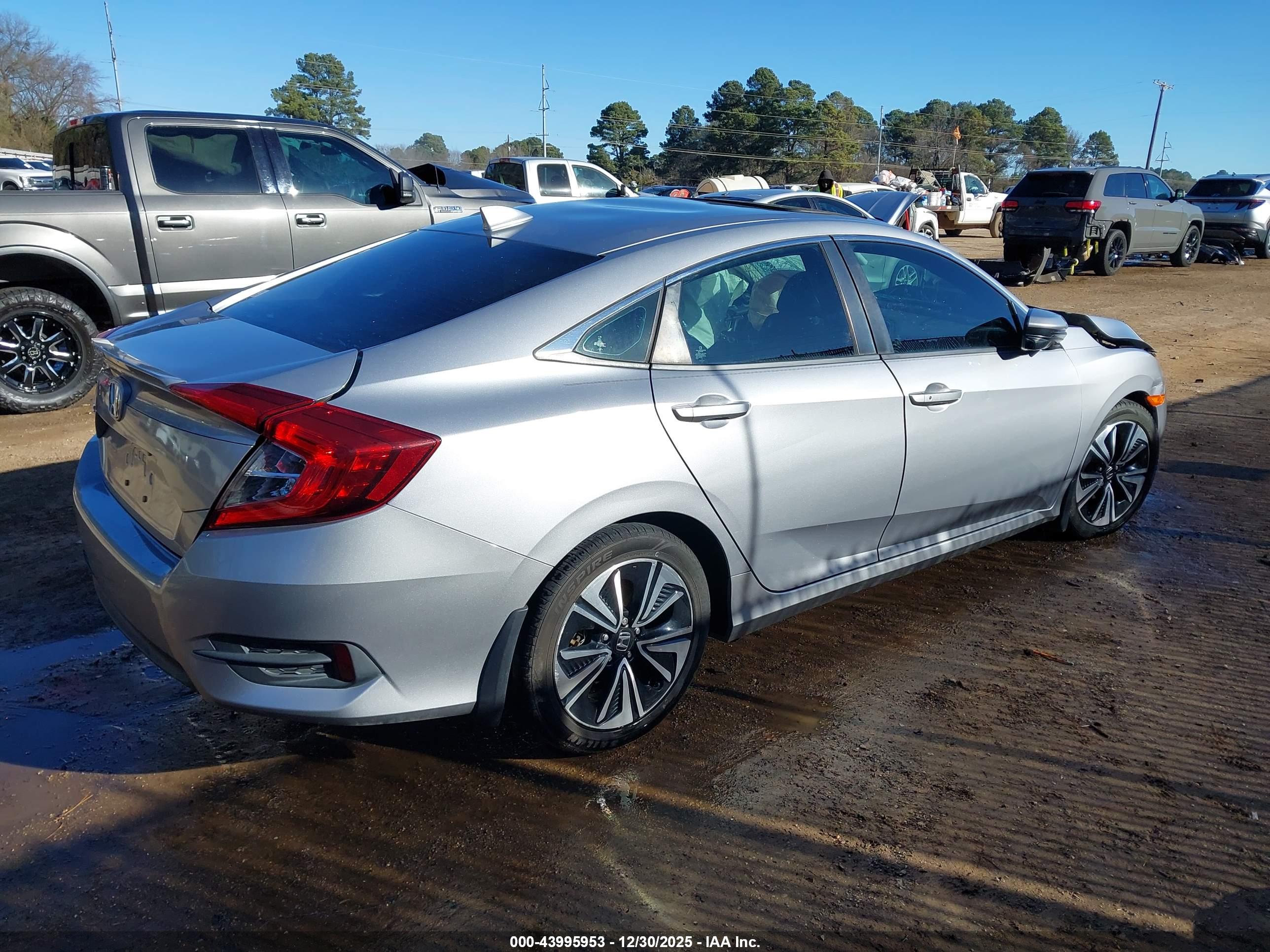HONDA CIVIC image 4