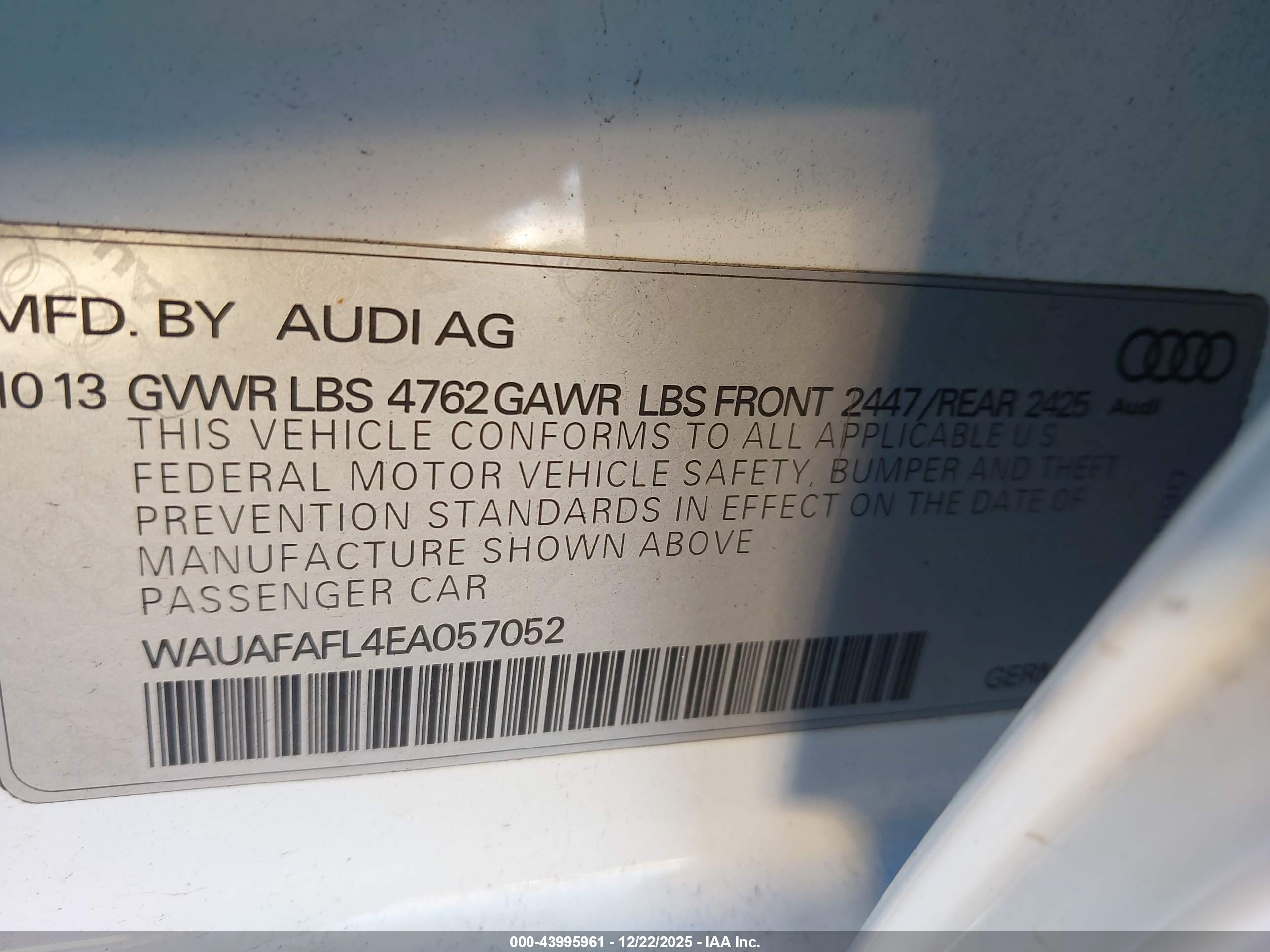 AUDI A4 image 9