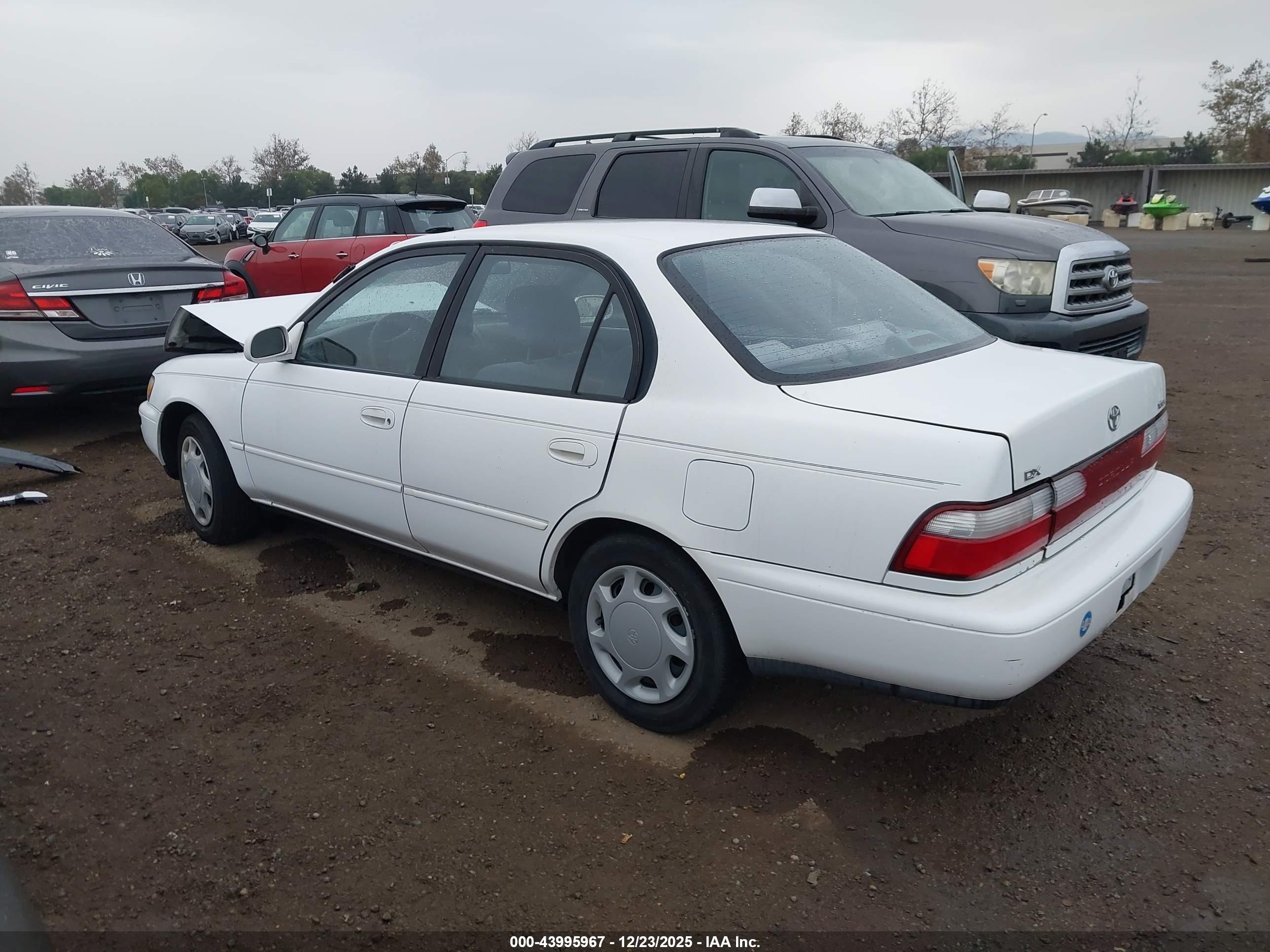 TOYOTA COROLLA image 3