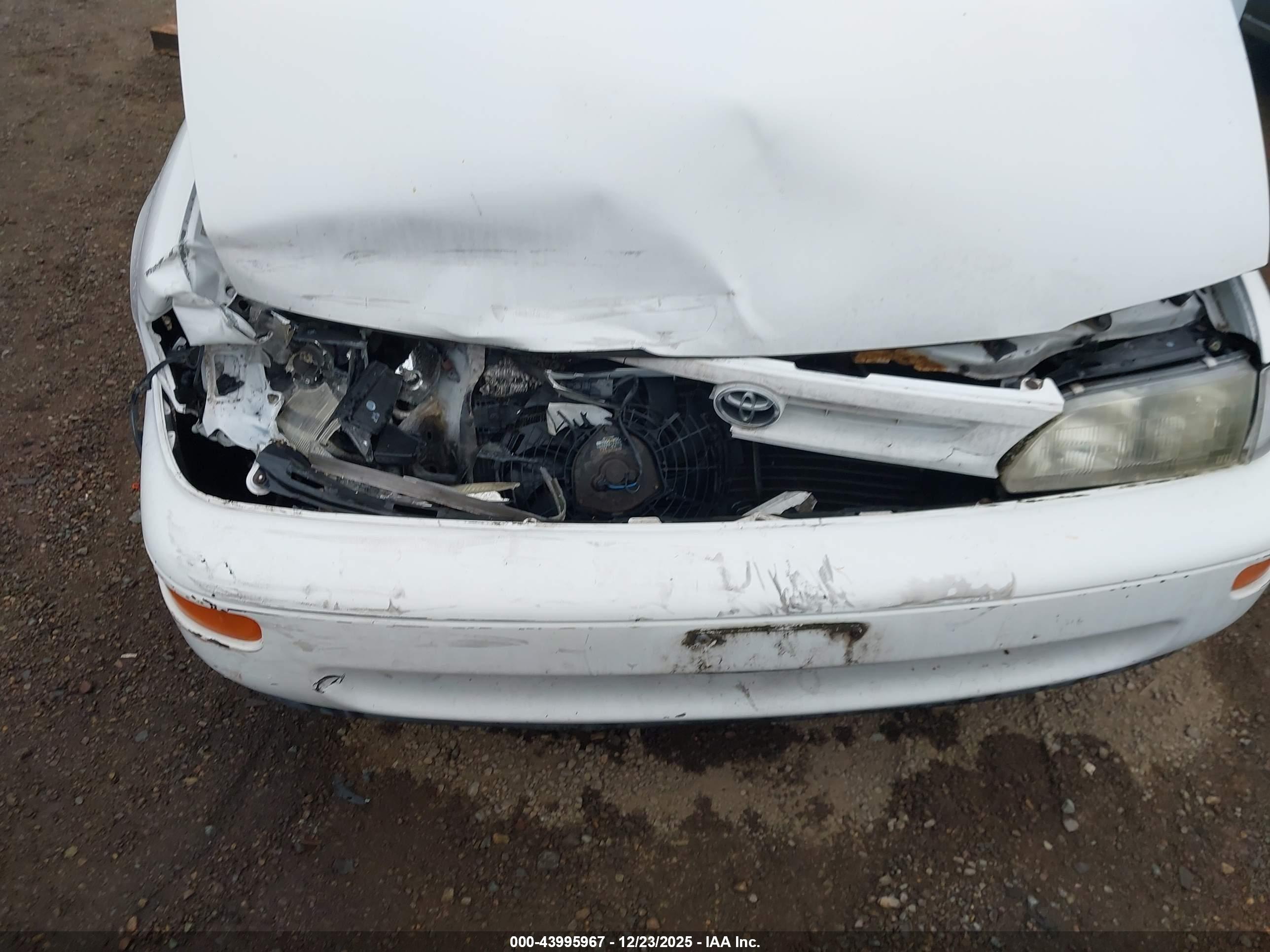 TOYOTA COROLLA image 6