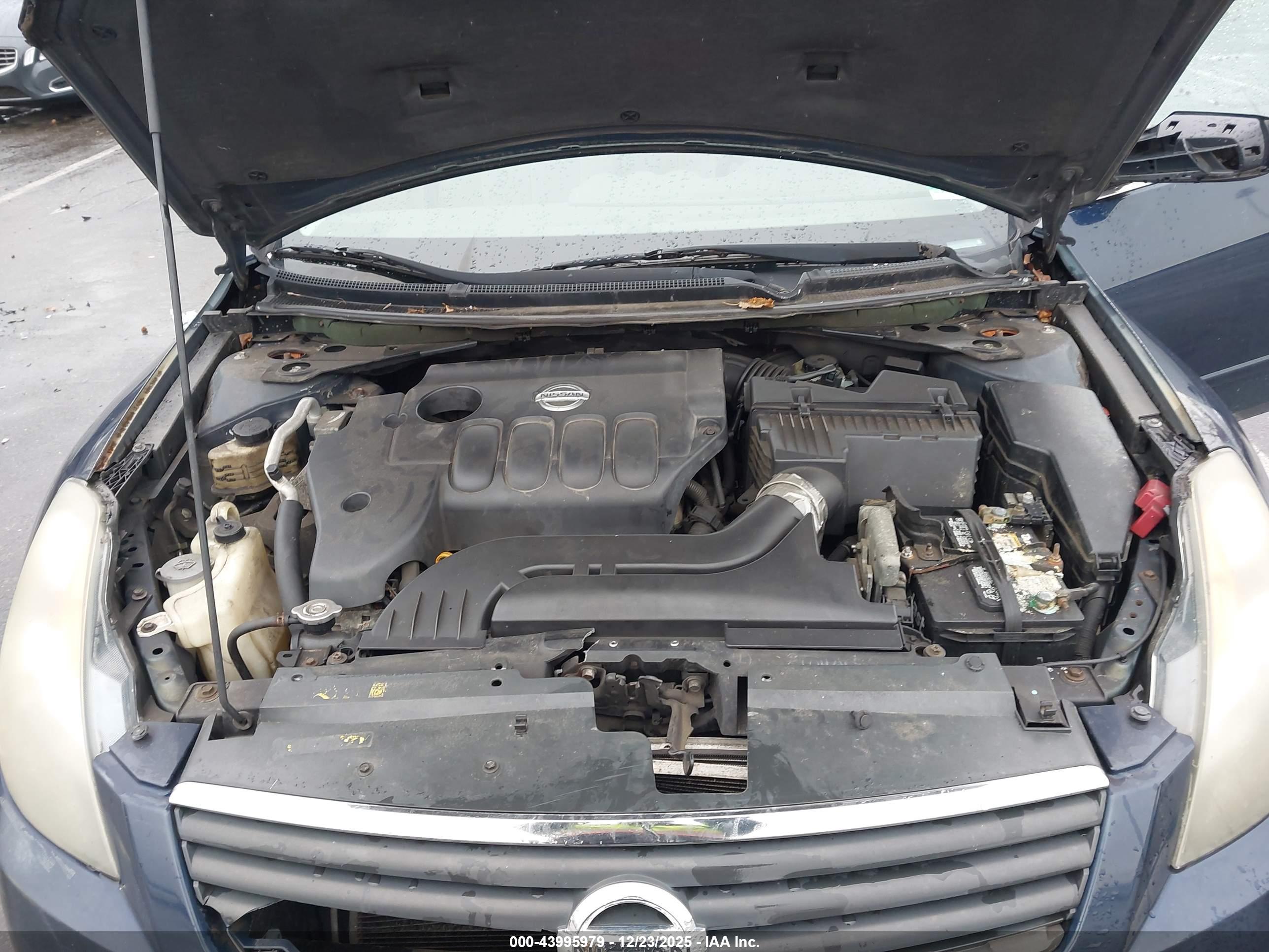 NISSAN ALTIMA image 10