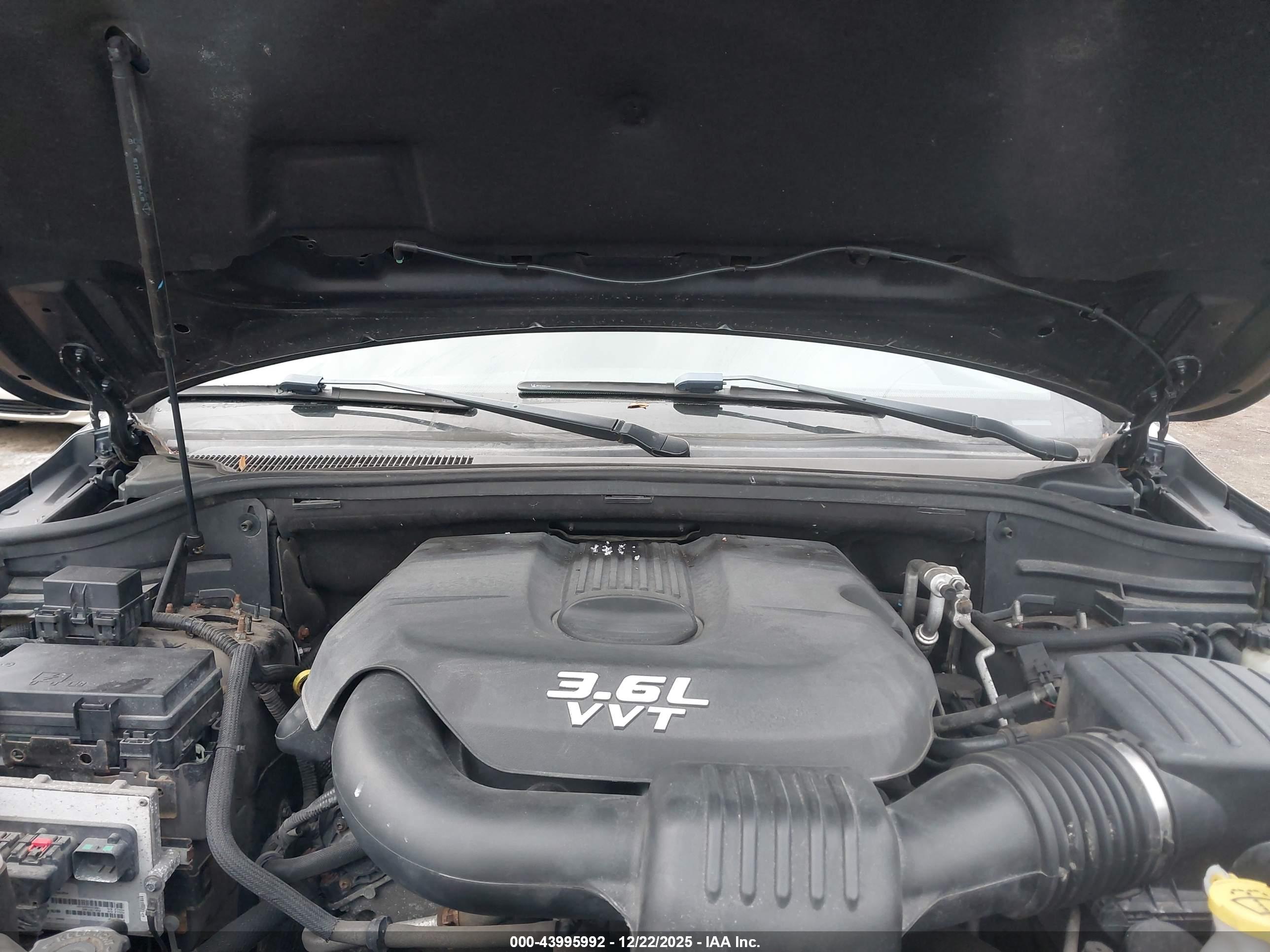 JEEP GRAND image 10