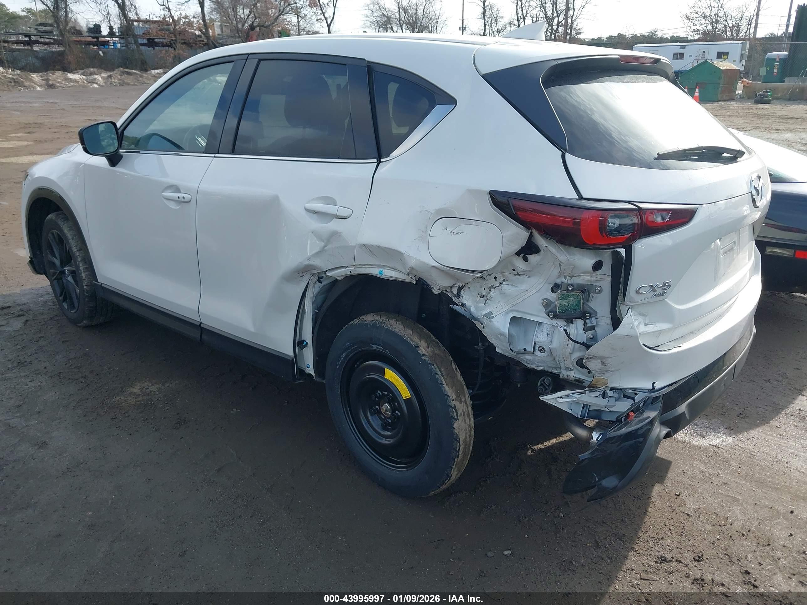 MAZDA CX-5 image 3