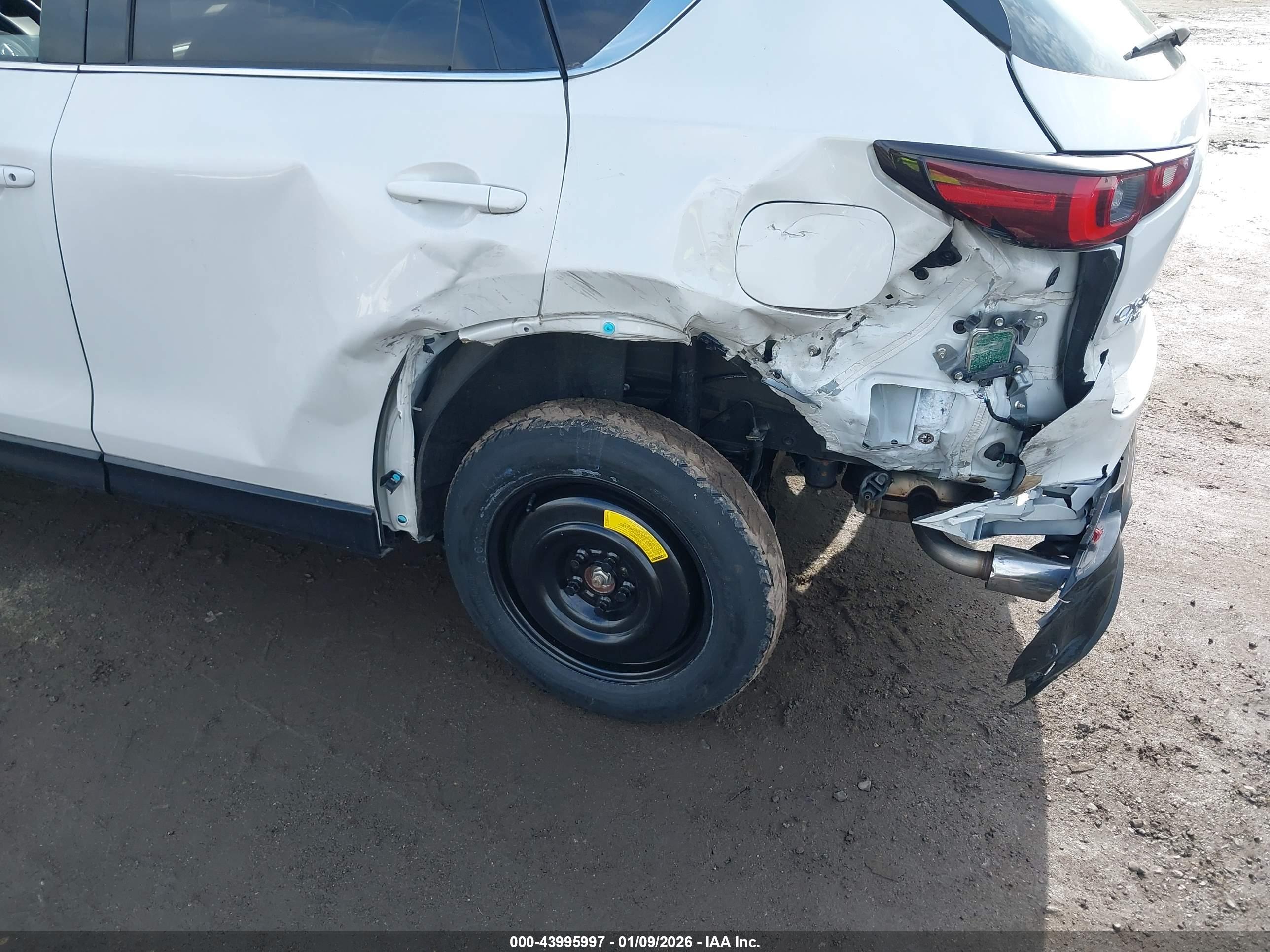 MAZDA CX-5 image 6
