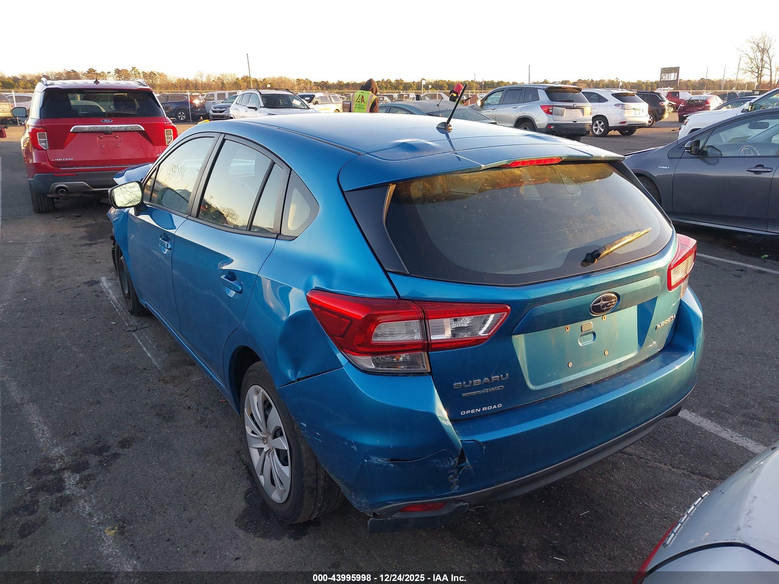 SUBARU IMPREZA image 3