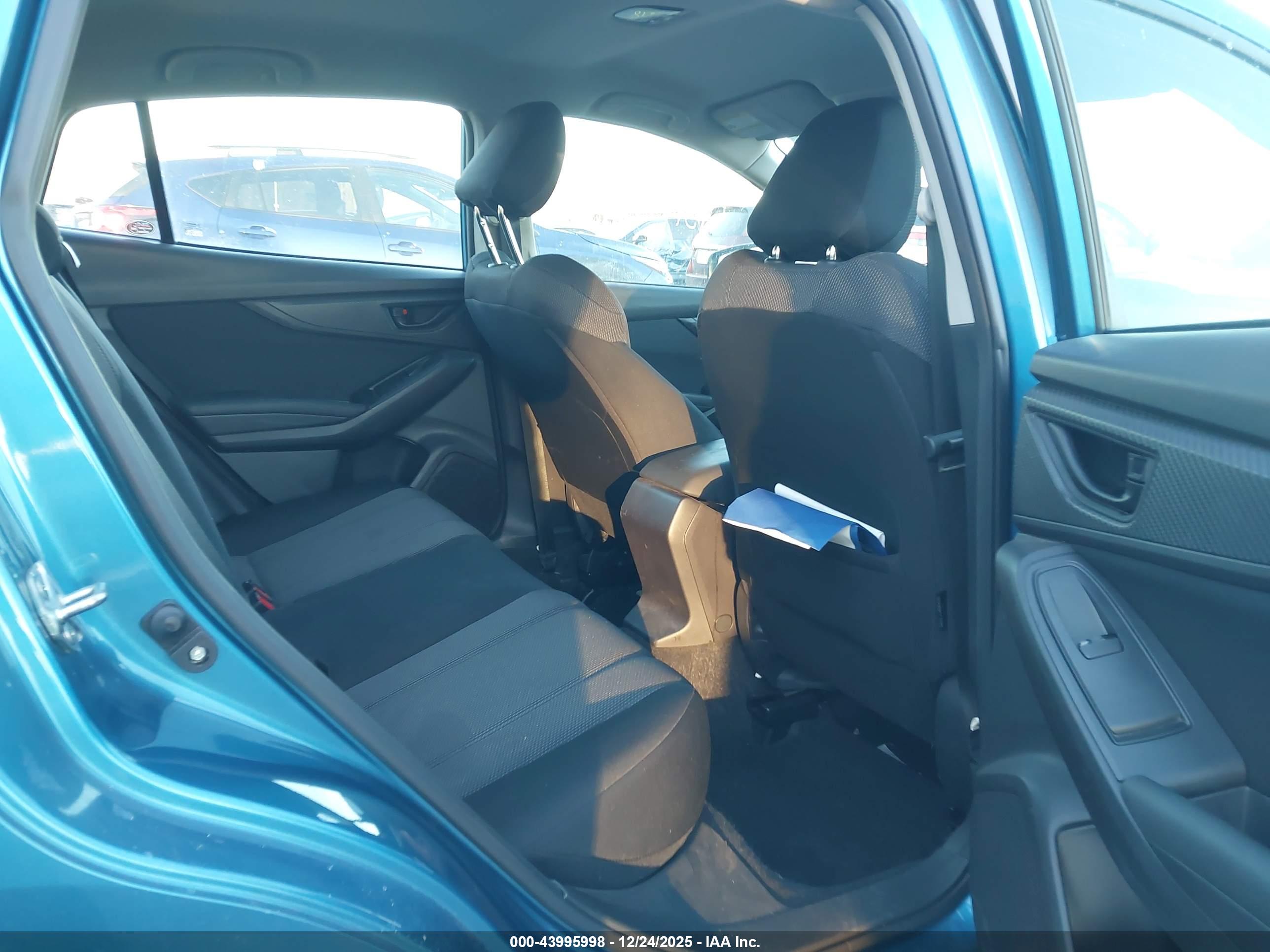SUBARU IMPREZA image 8