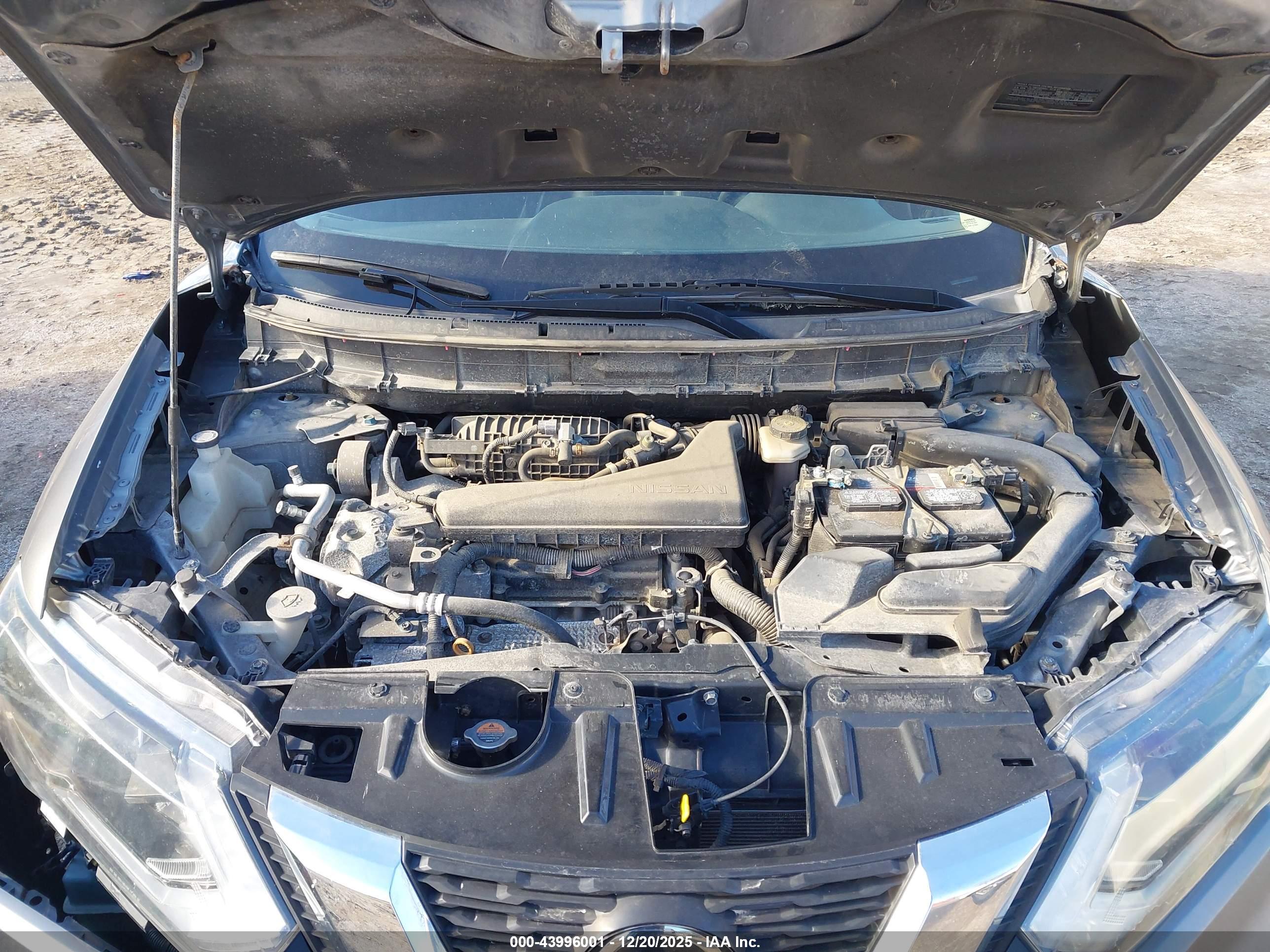NISSAN ROGUE image 10