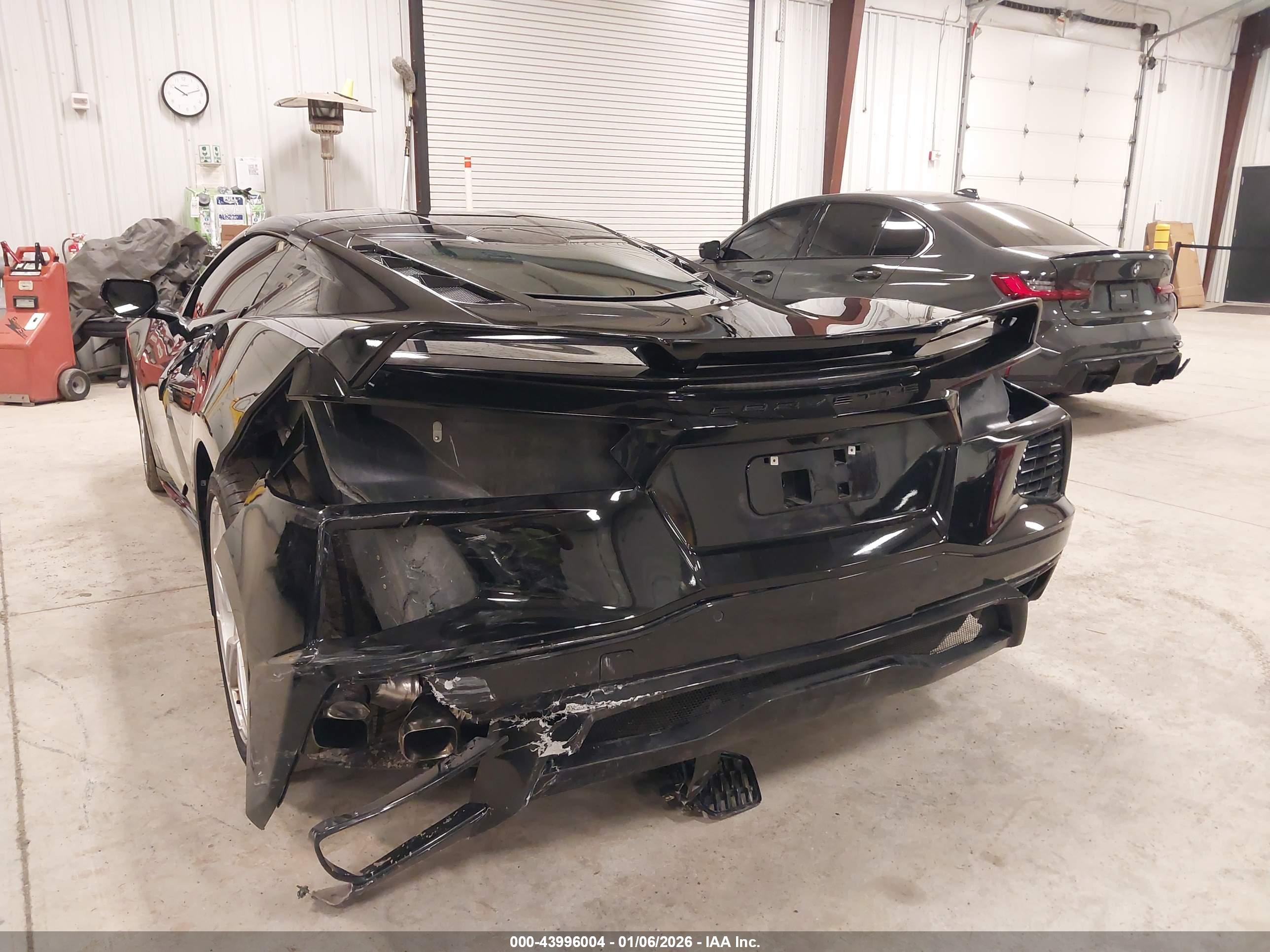 CHEVROLET CORVETTE image 6