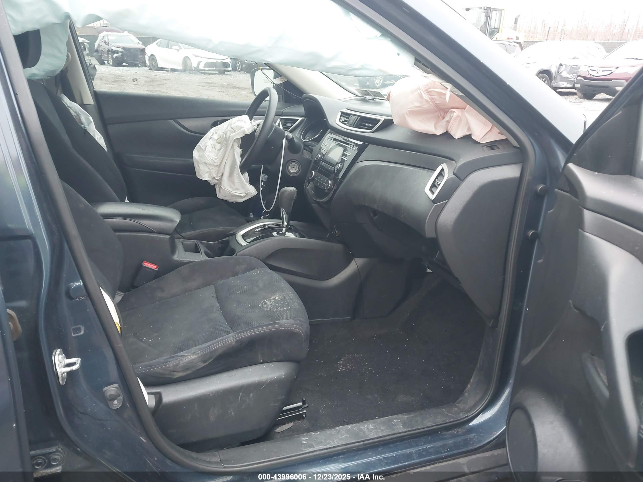 NISSAN ROGUE image 5