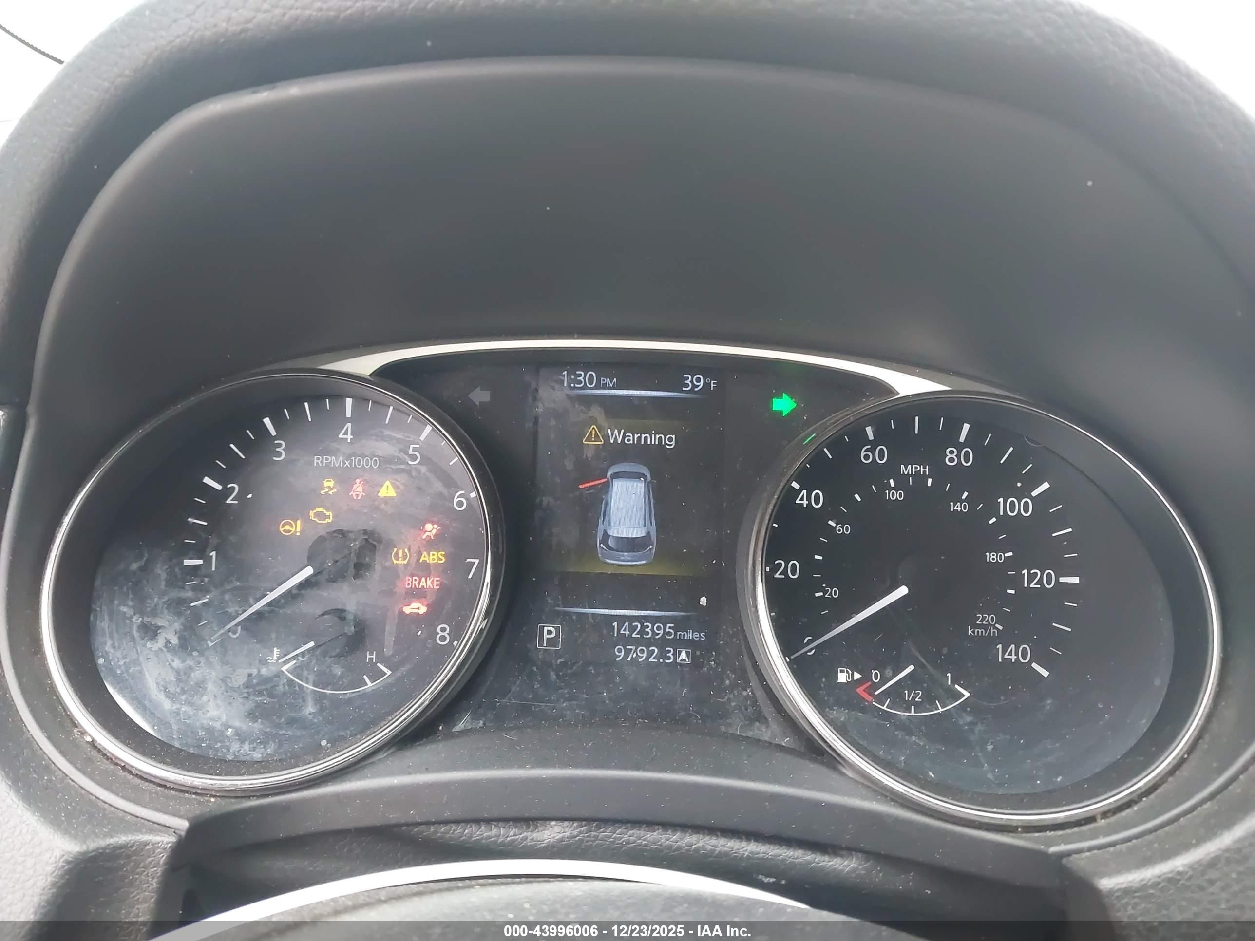 NISSAN ROGUE image 7