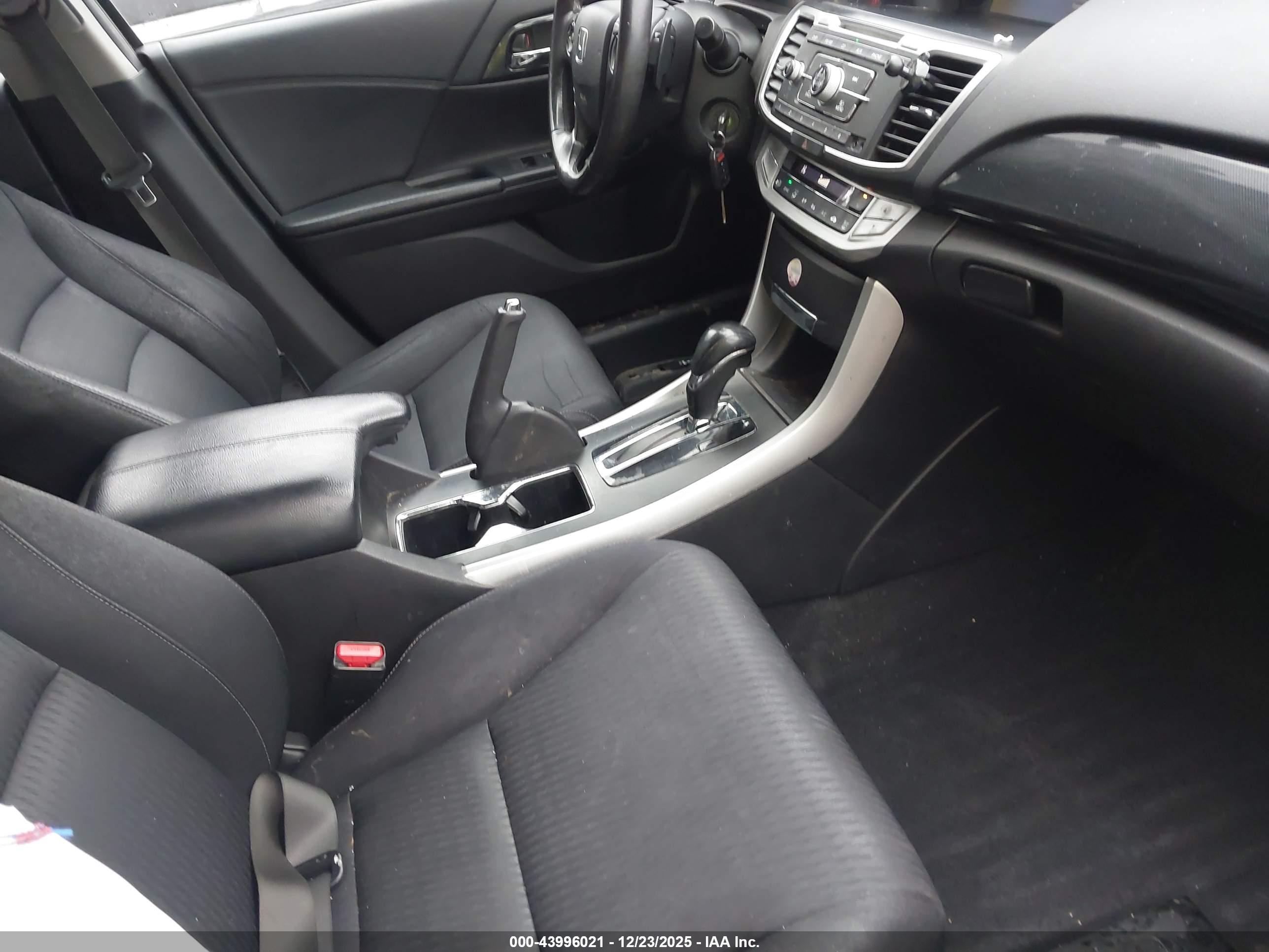 HONDA ACCORD image 5