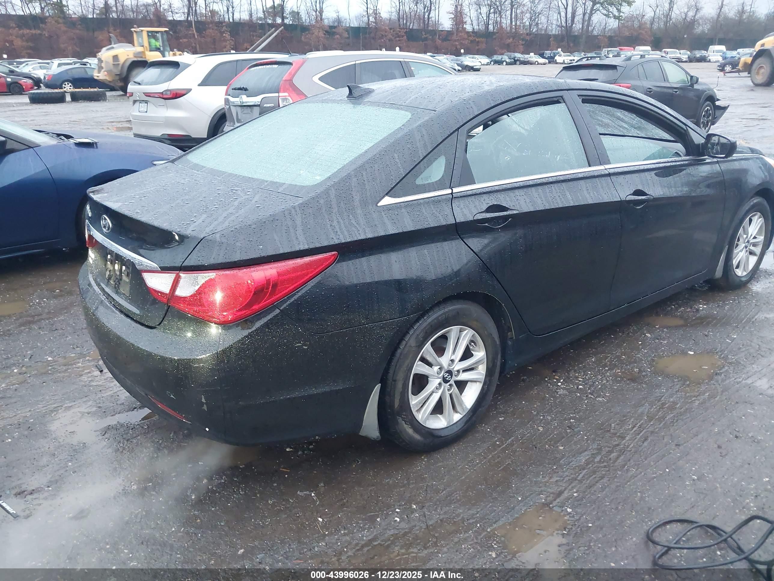 HYUNDAI SONATA image 4