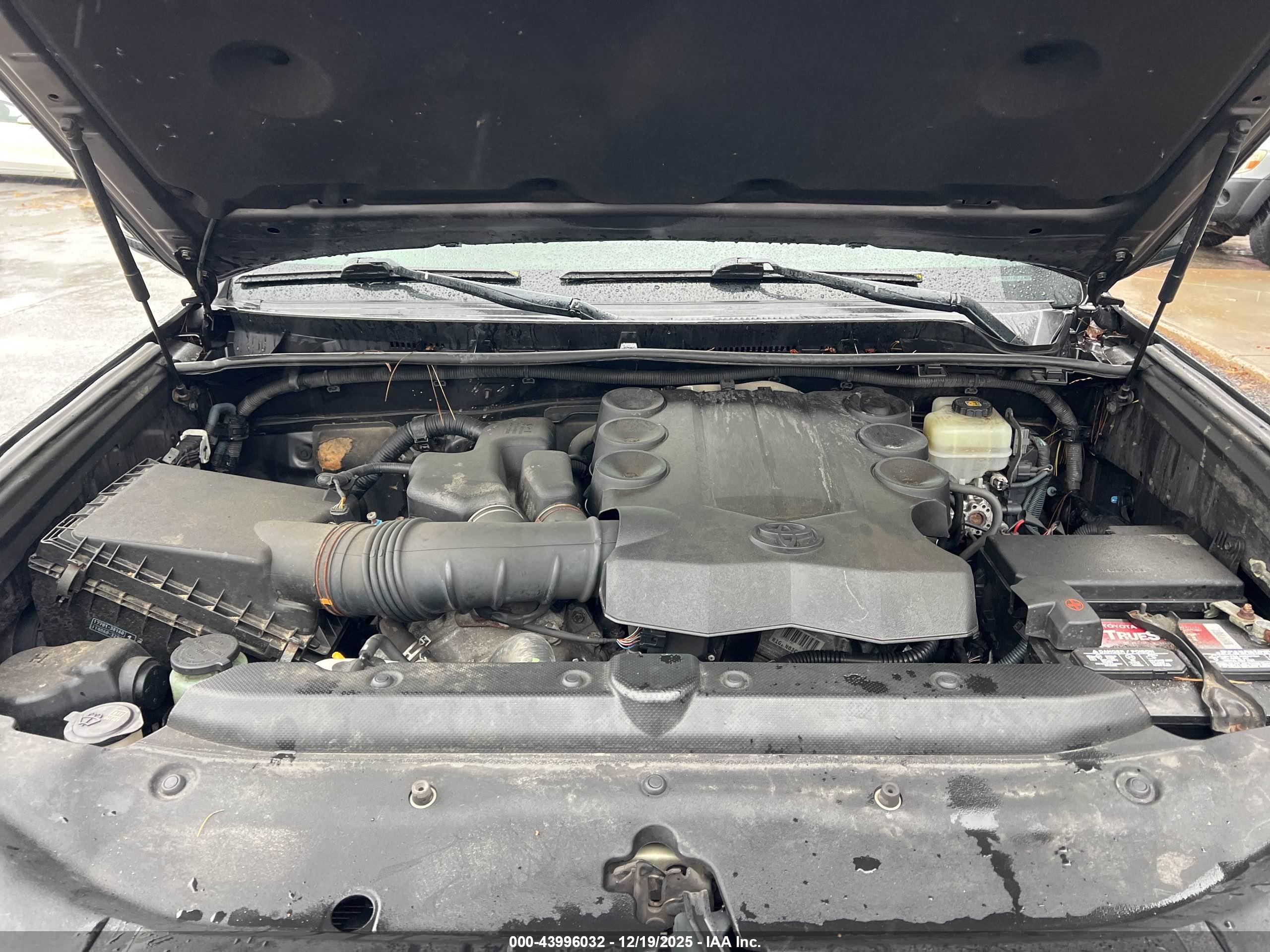 TOYOTA 4RUNNER image 10