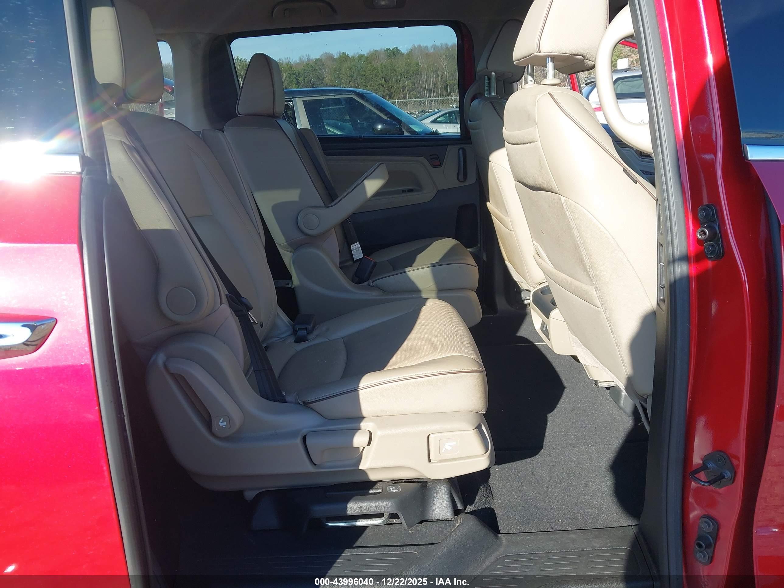 HONDA ODYSSEY image 8