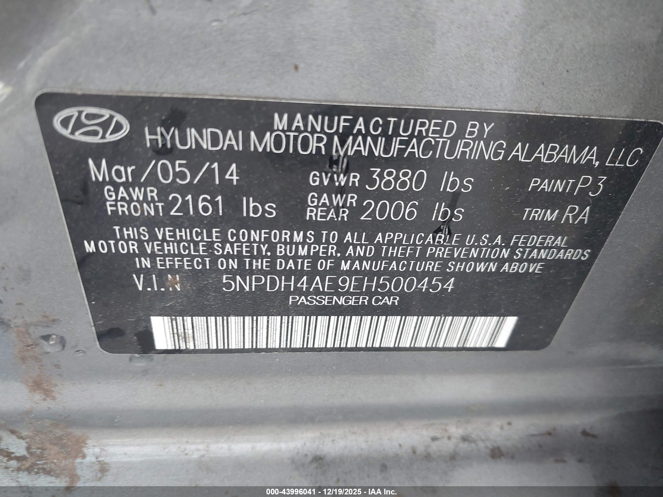 HYUNDAI ELANTRA image 9