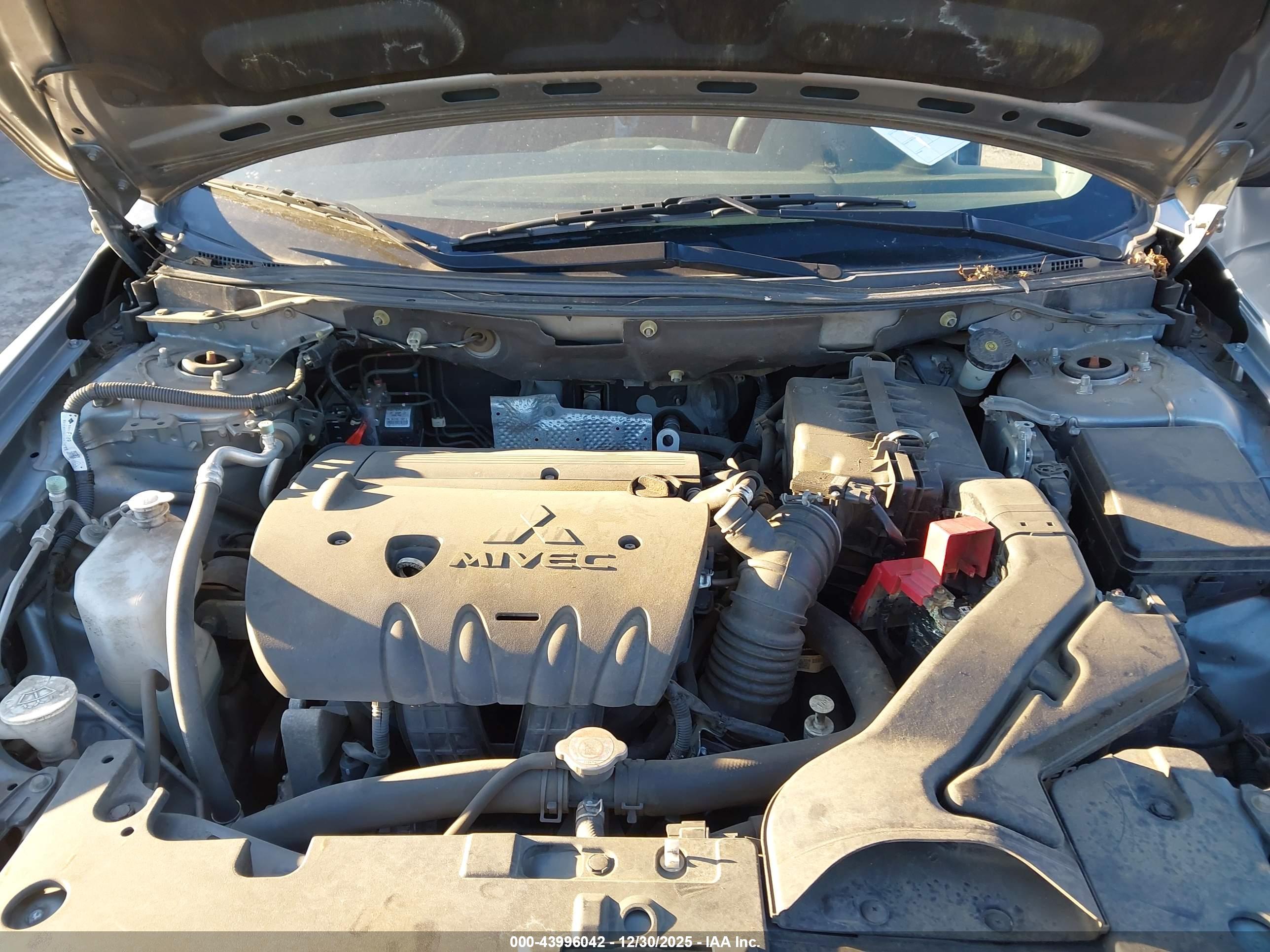 MITSUBISHI LANCER image 10