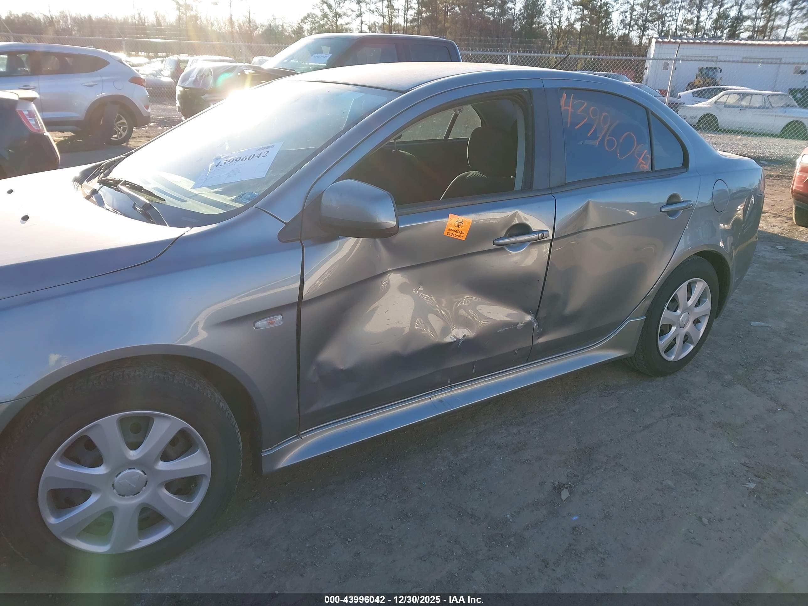 MITSUBISHI LANCER image 6