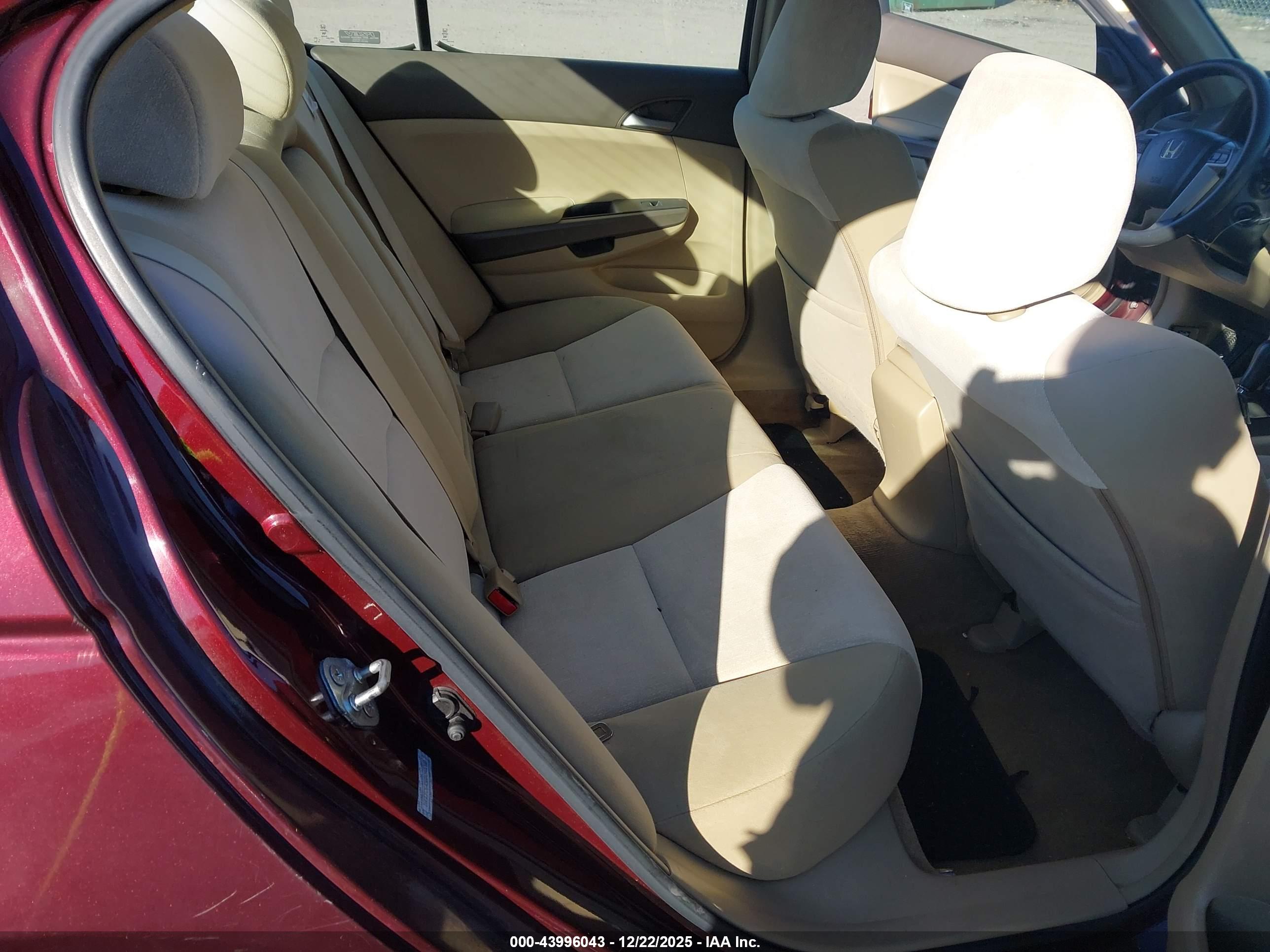 HONDA ACCORD image 8