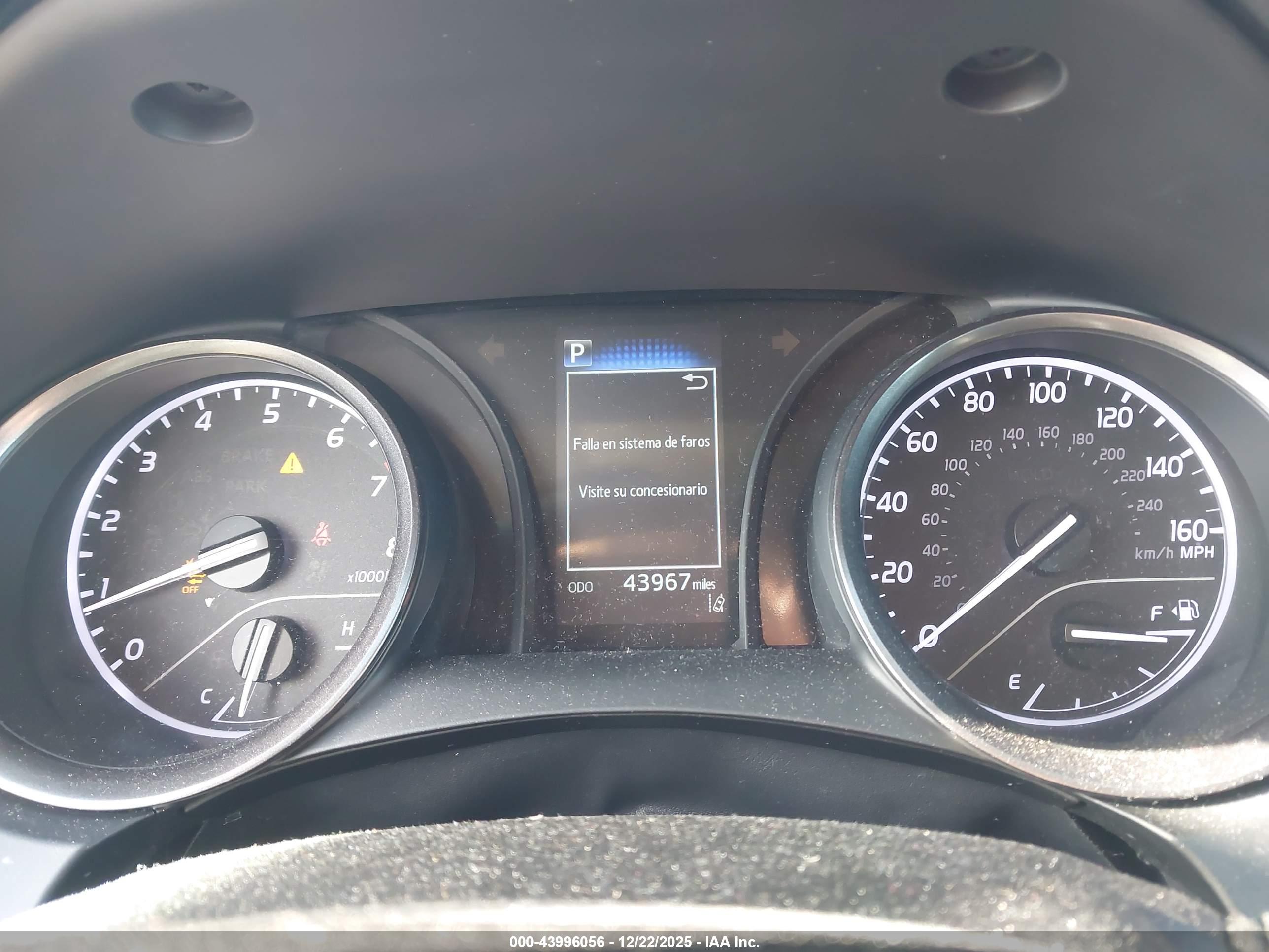 TOYOTA CAMRY image 7