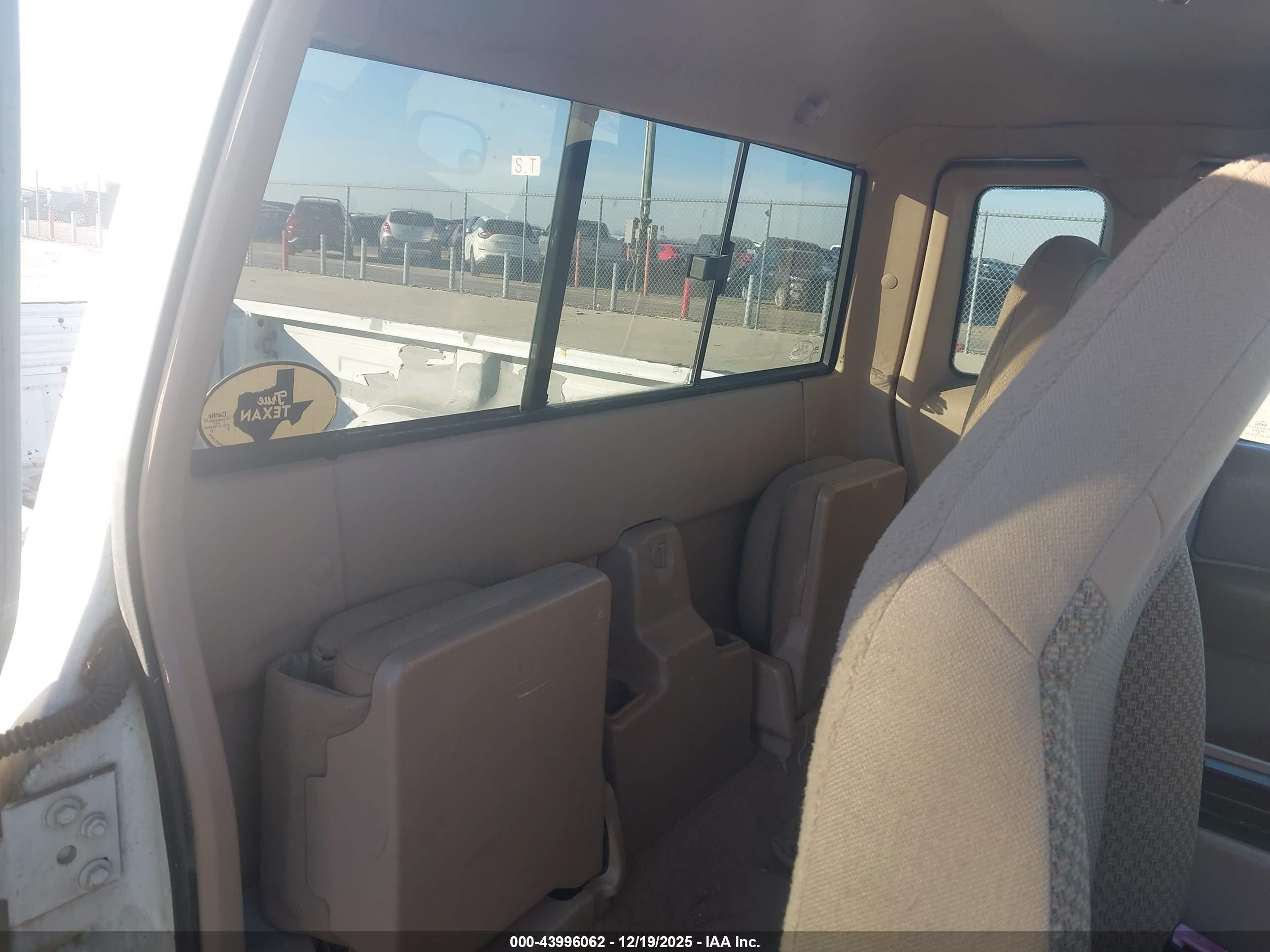 FORD RANGER image 8
