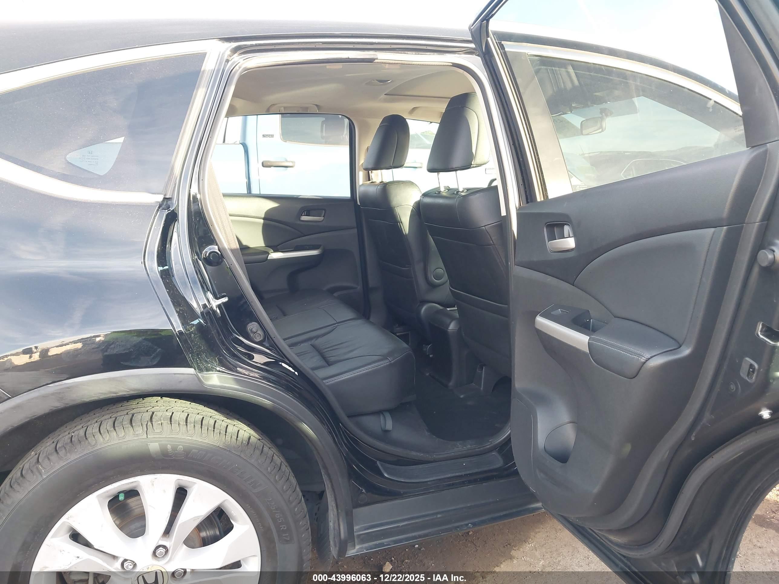 HONDA CR-V image 8