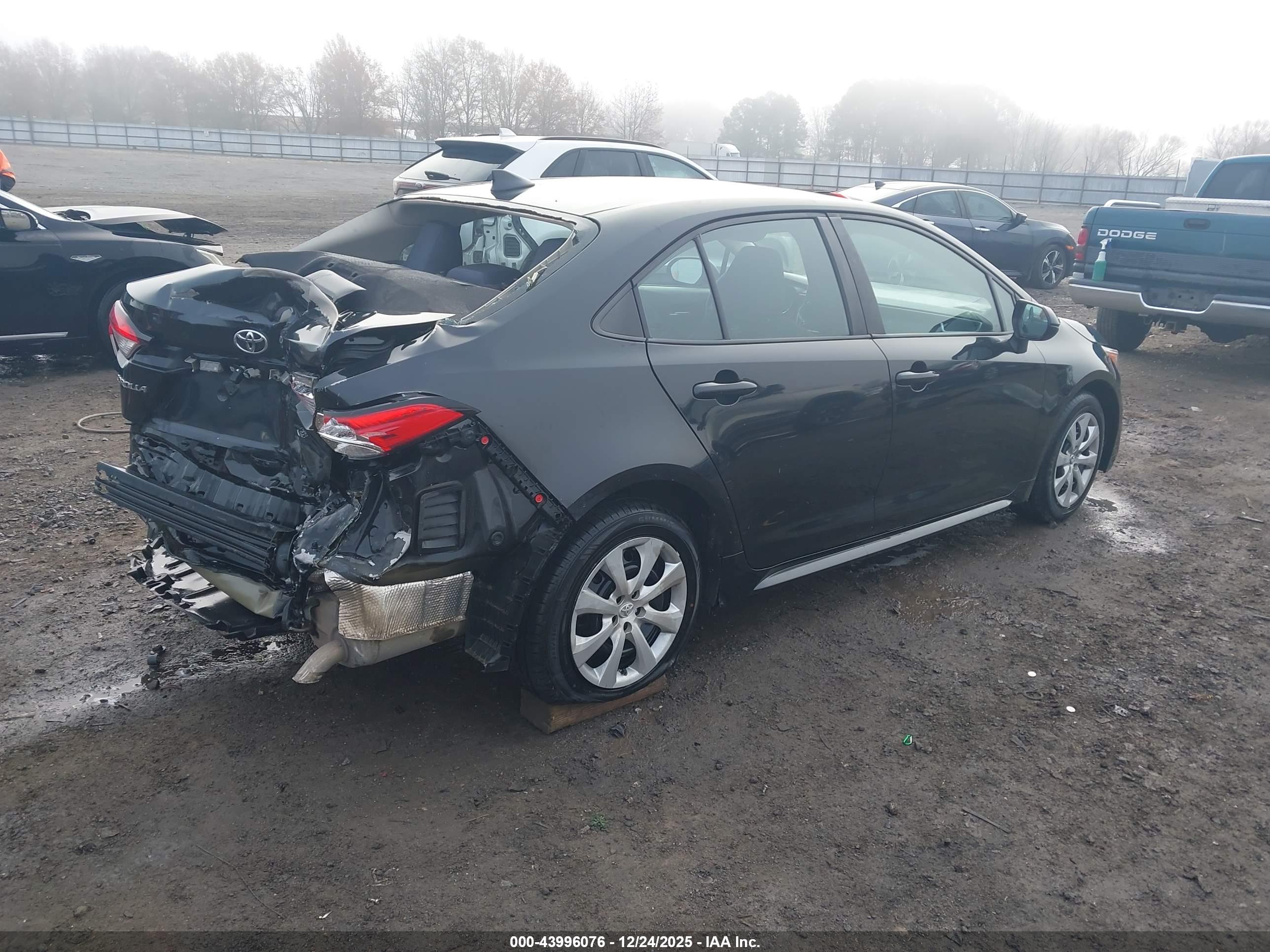 TOYOTA COROLLA image 4