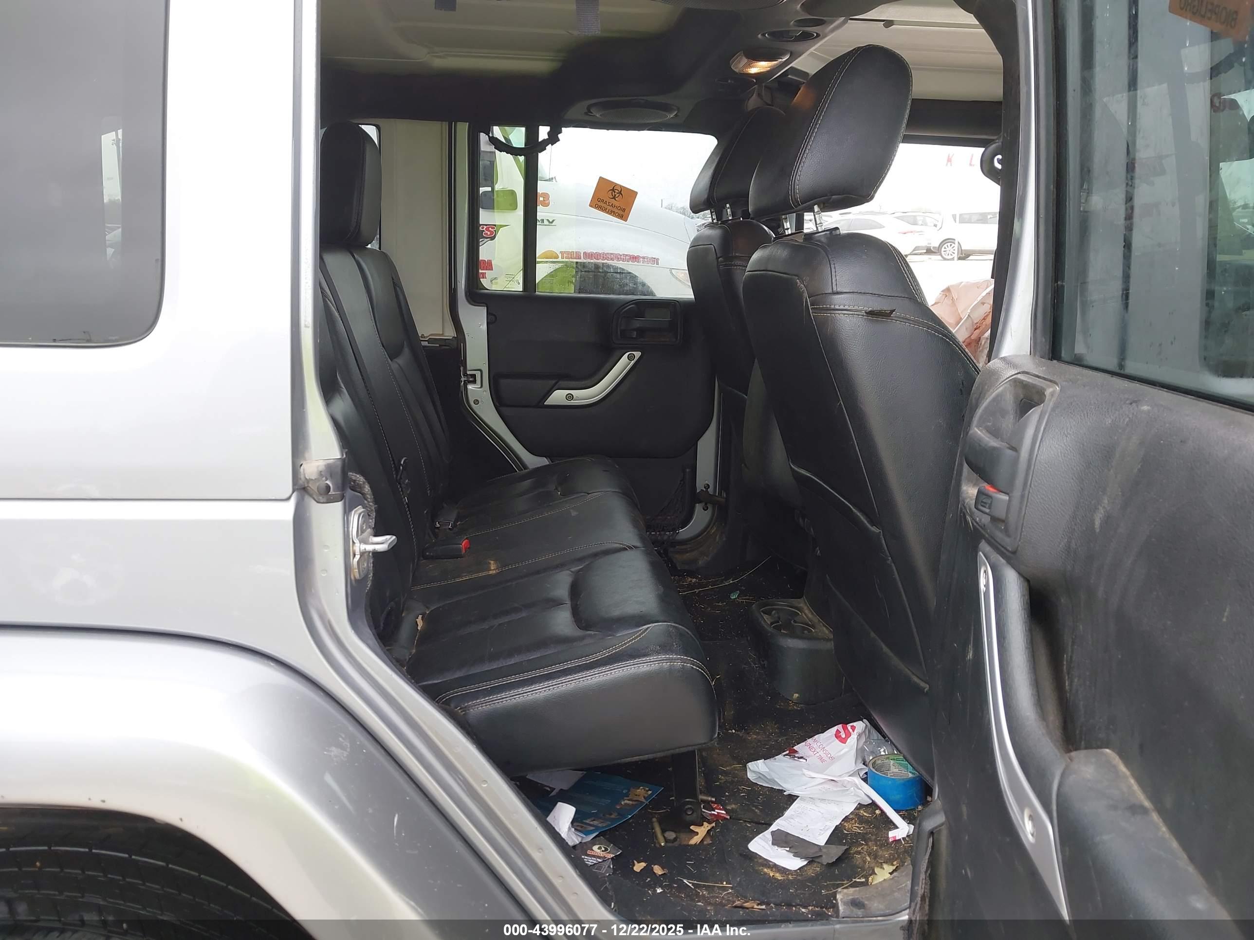 JEEP WRANGLER image 8