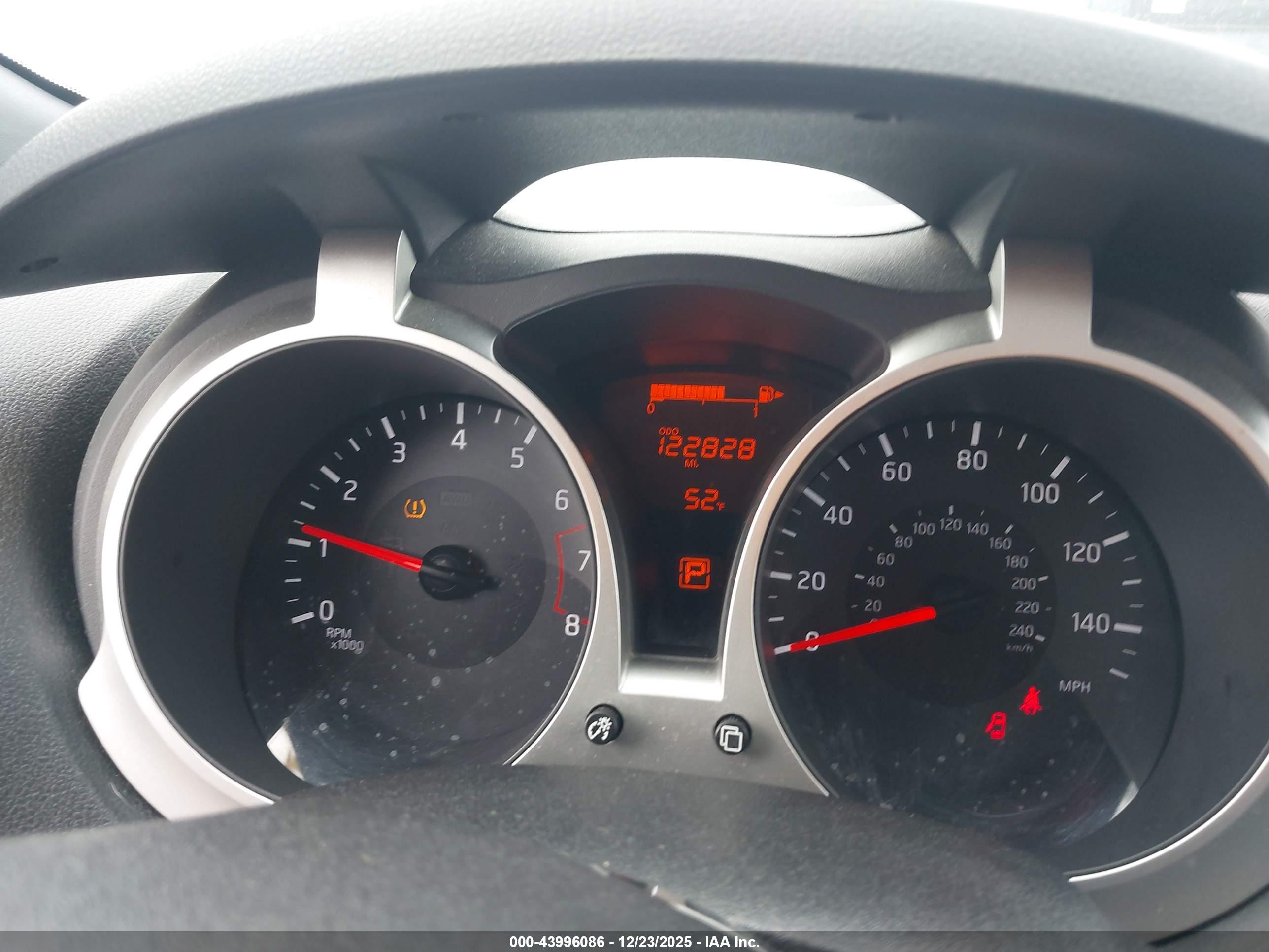 NISSAN JUKE image 7