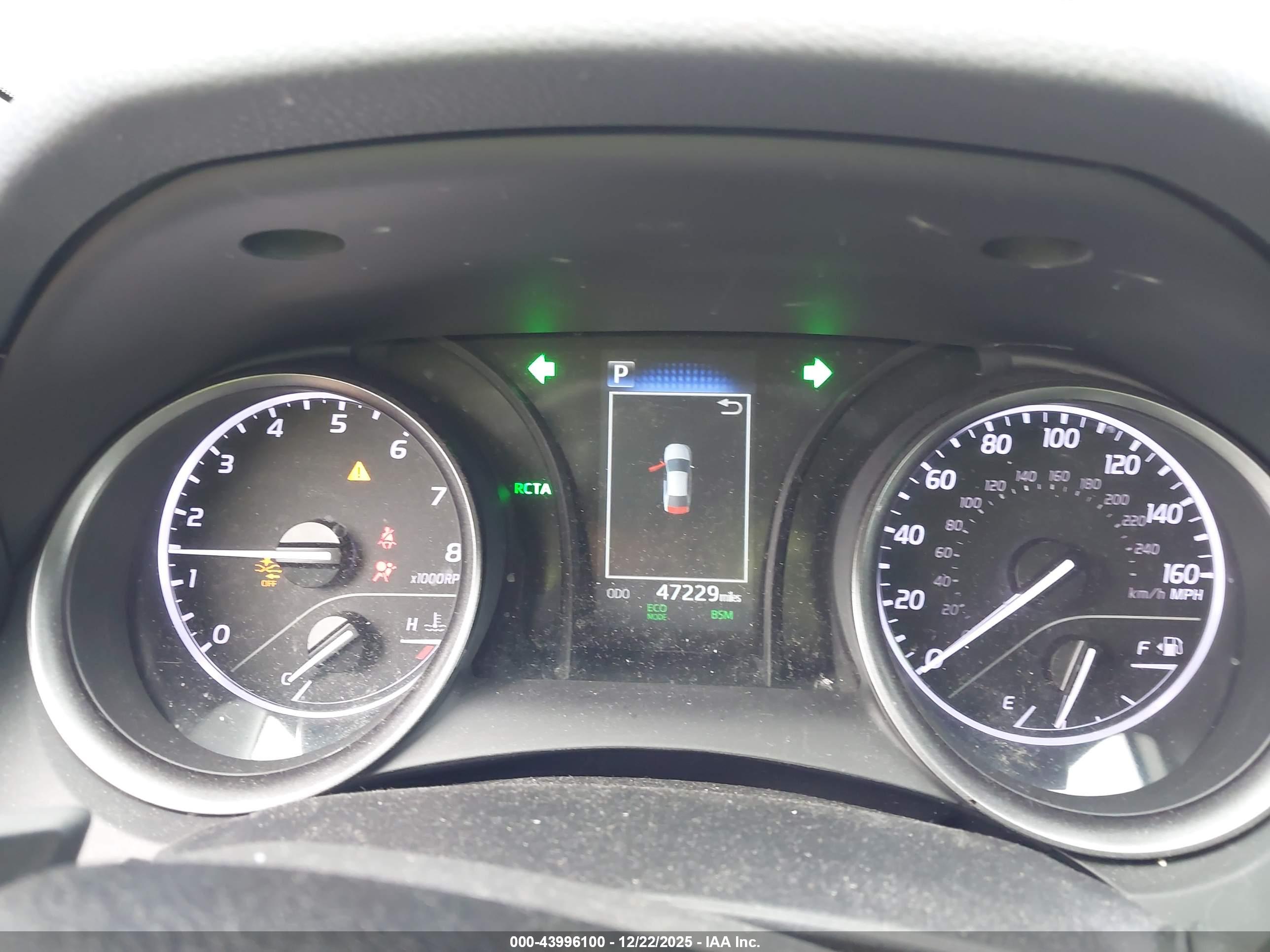 TOYOTA CAMRY image 7