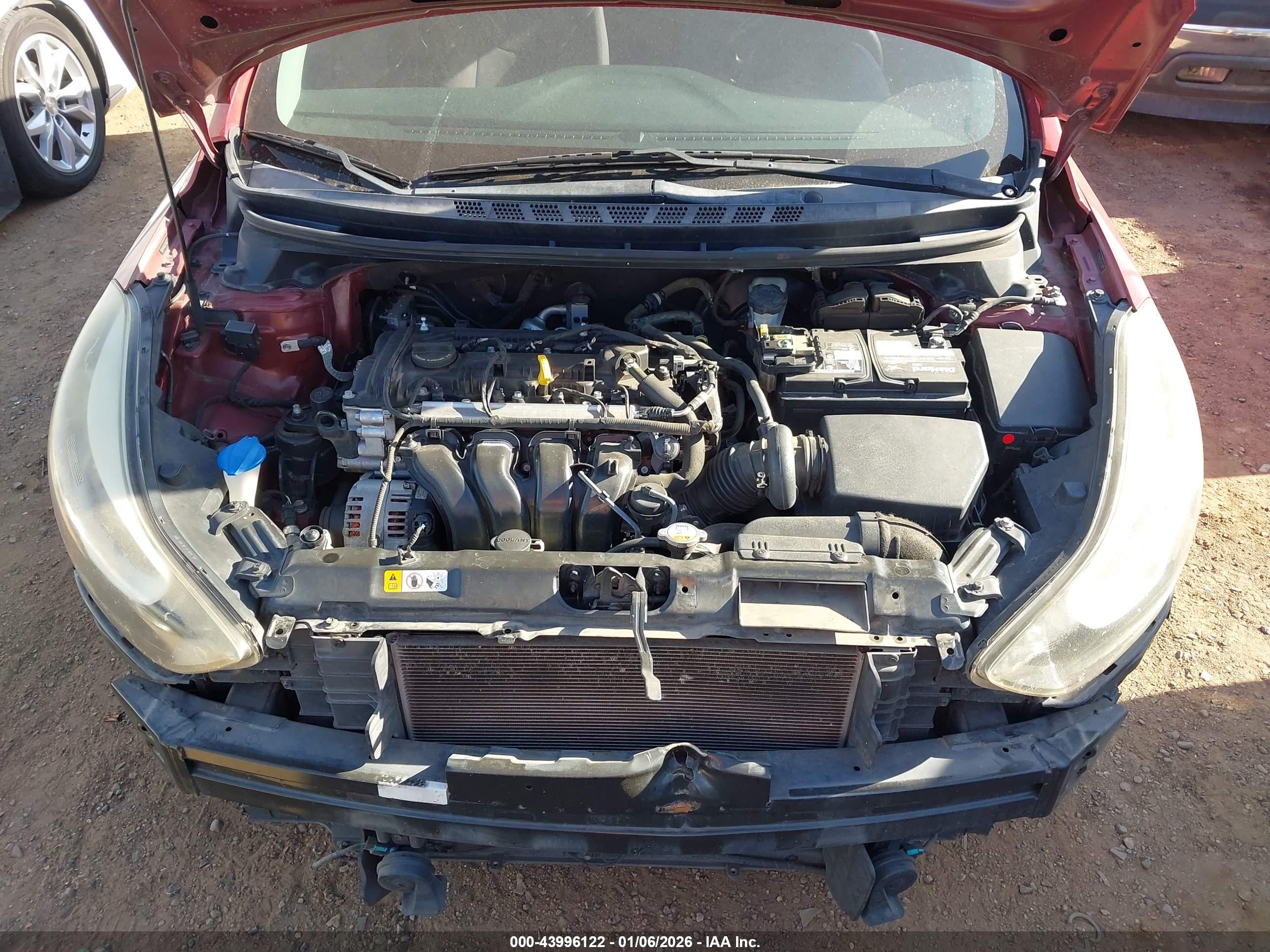 HYUNDAI ELANTRA image 10