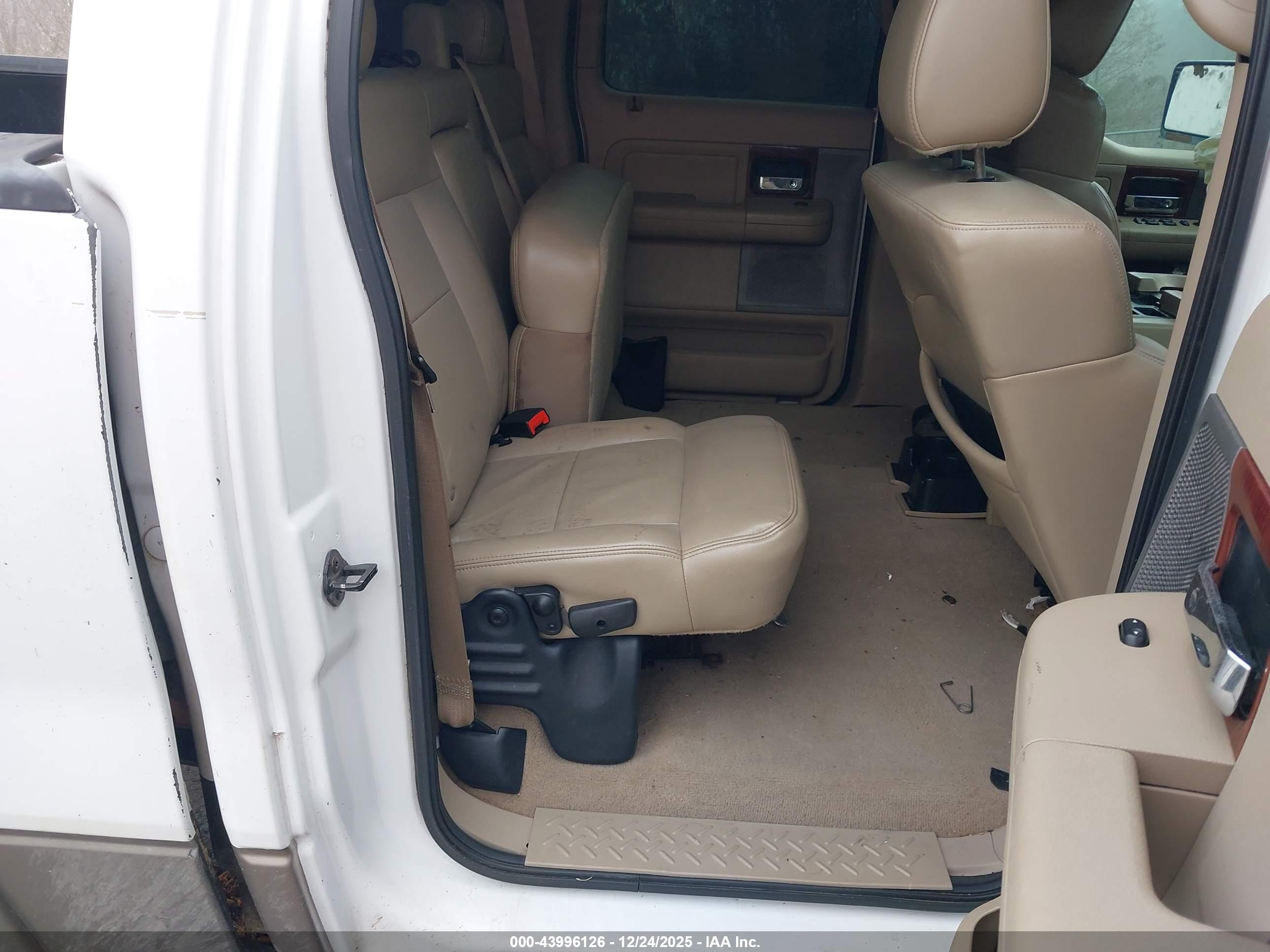 FORD F-150 image 8