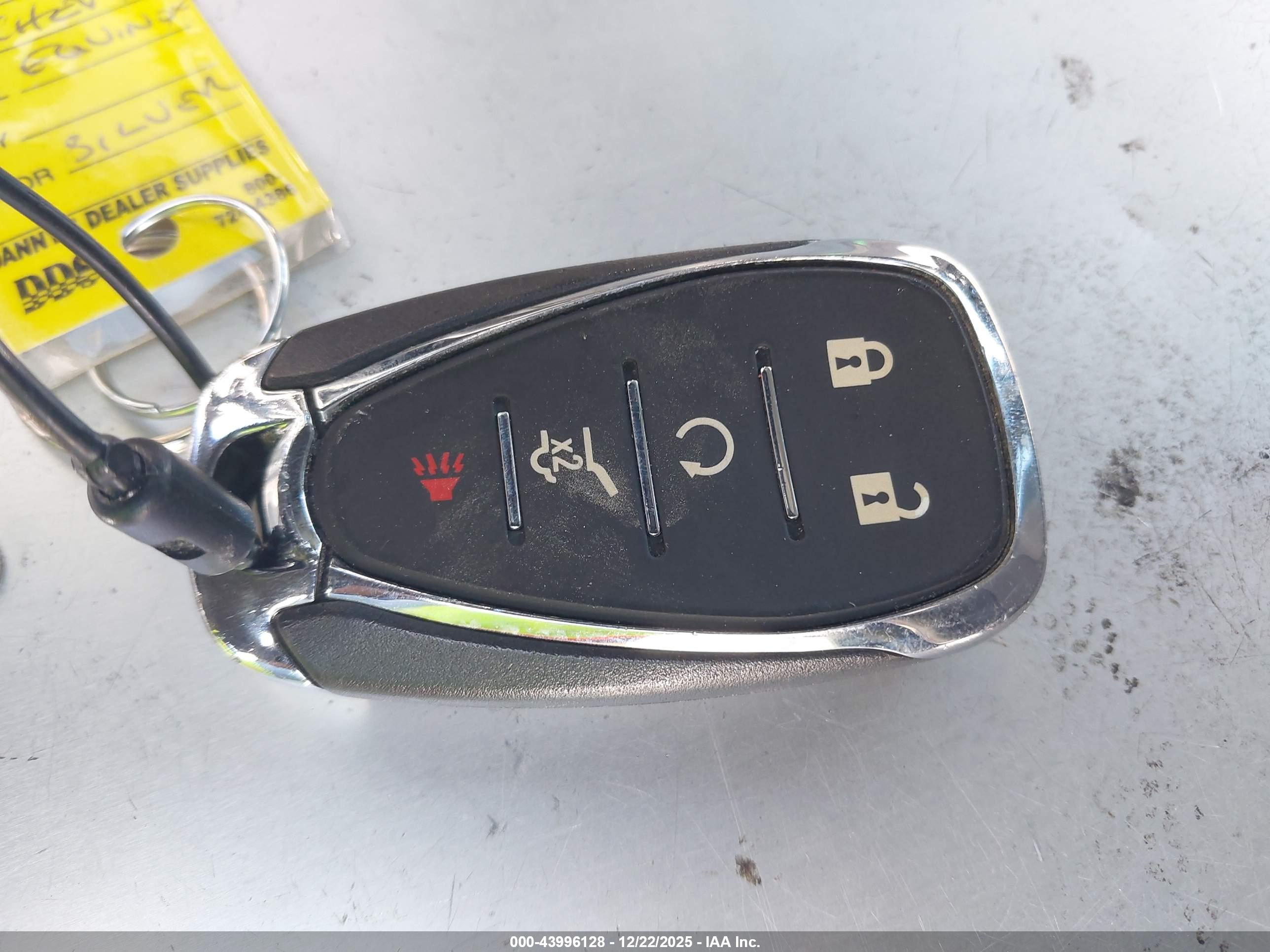 CHEVROLET EQUINOX image 11
