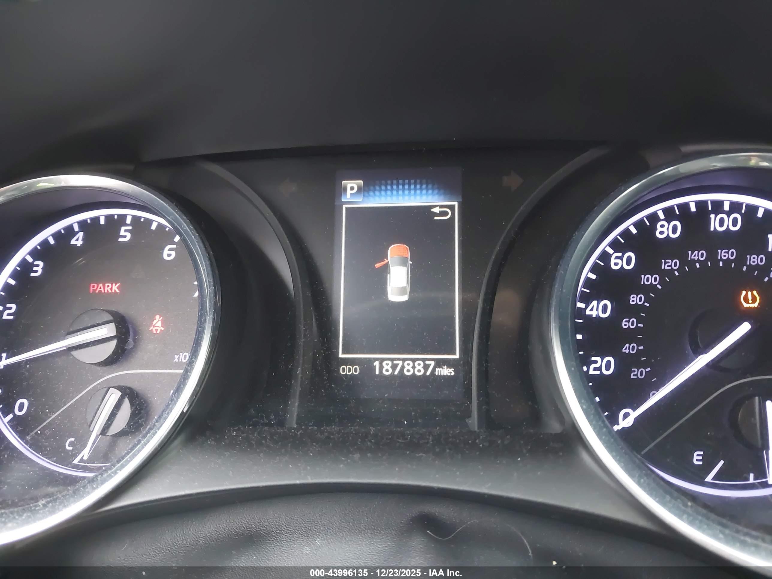 TOYOTA CAMRY image 7