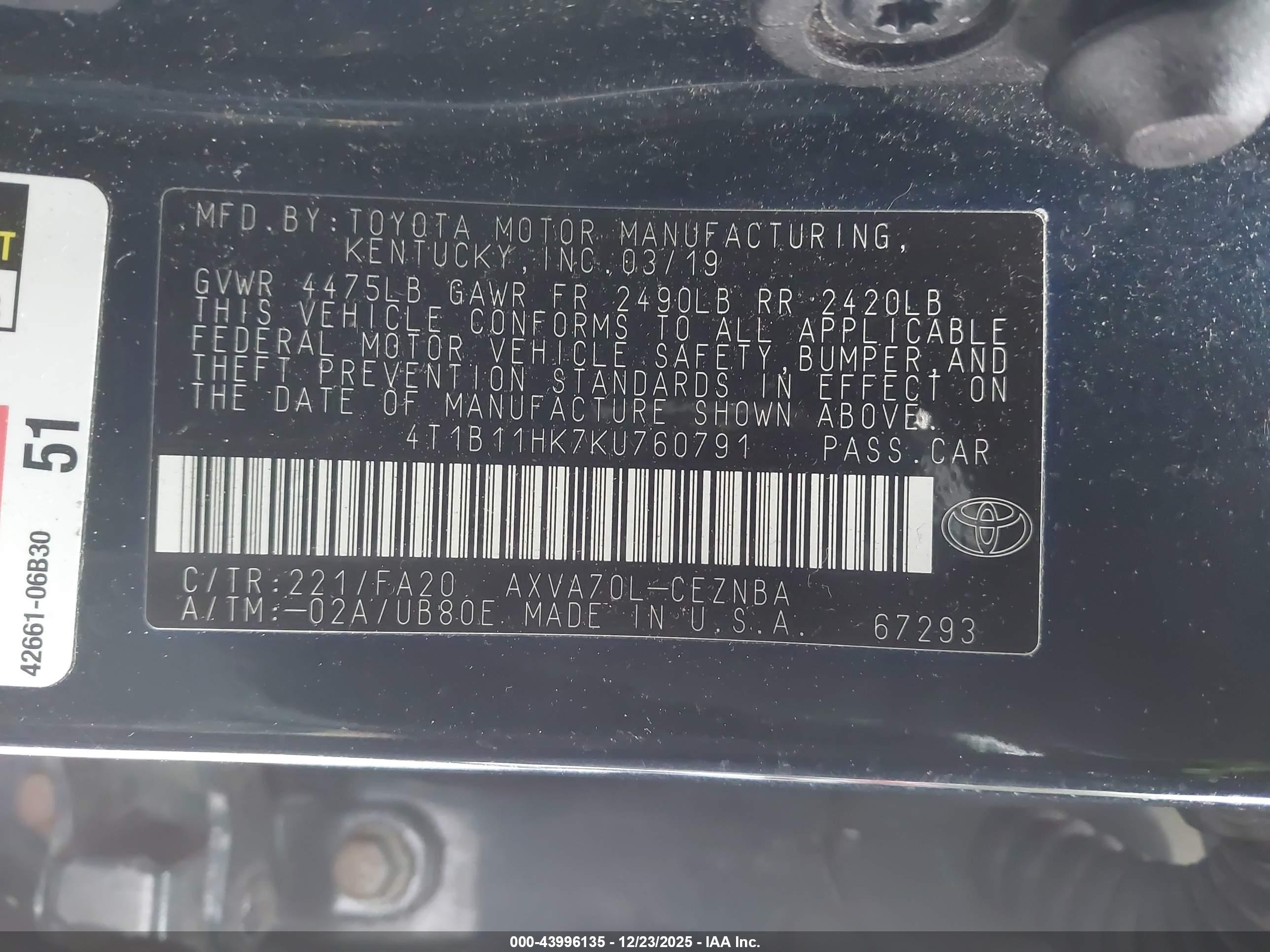 TOYOTA CAMRY image 9